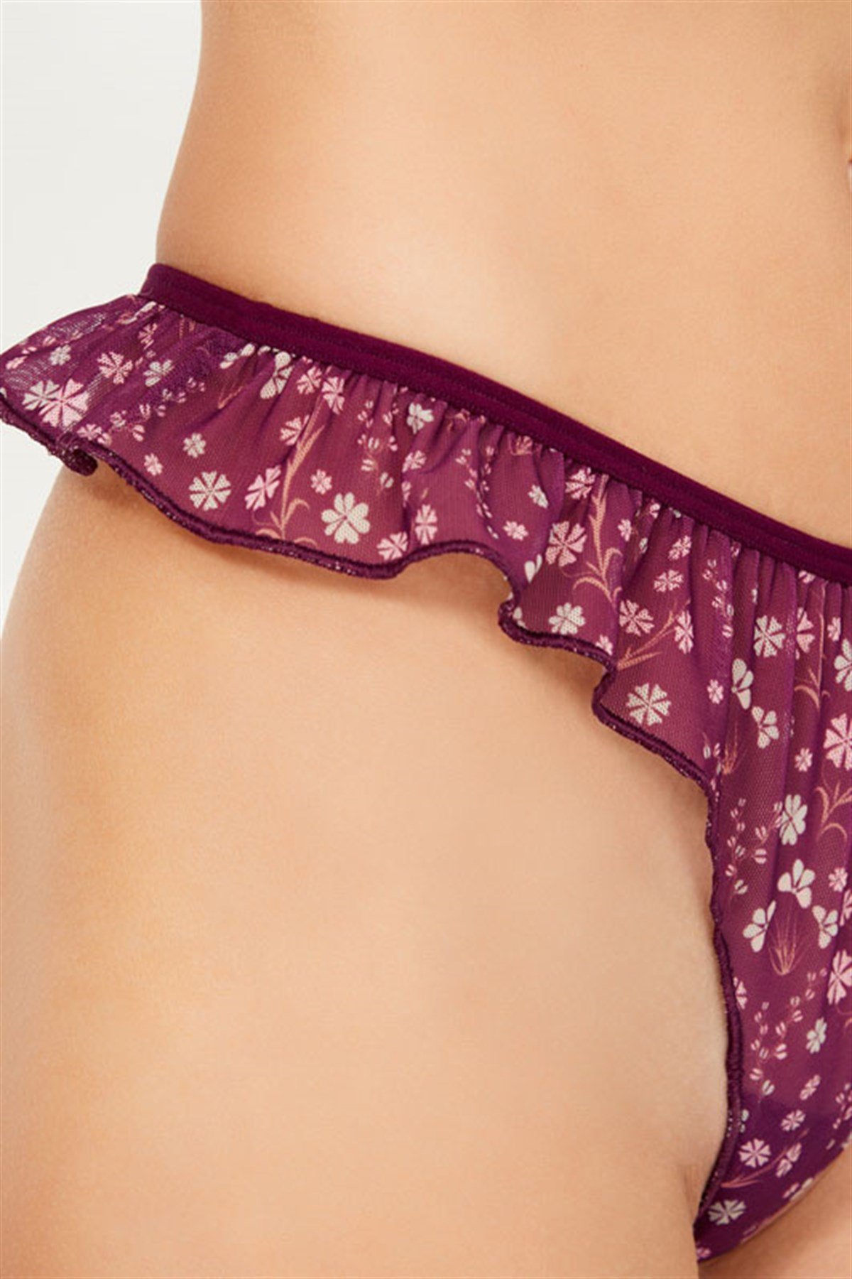 Mürdüm Çiçek Desenli Fırfırlı Tanga Külot