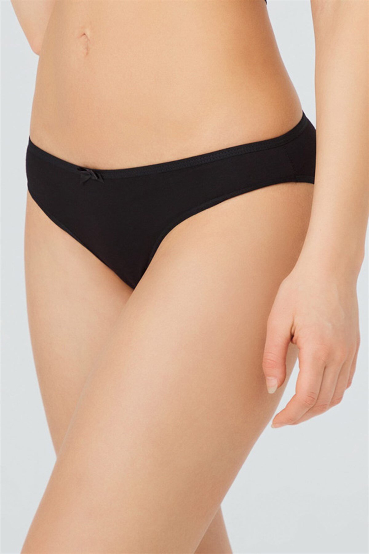 Siyah Basic Pamuklu Kadın Bikini Külot