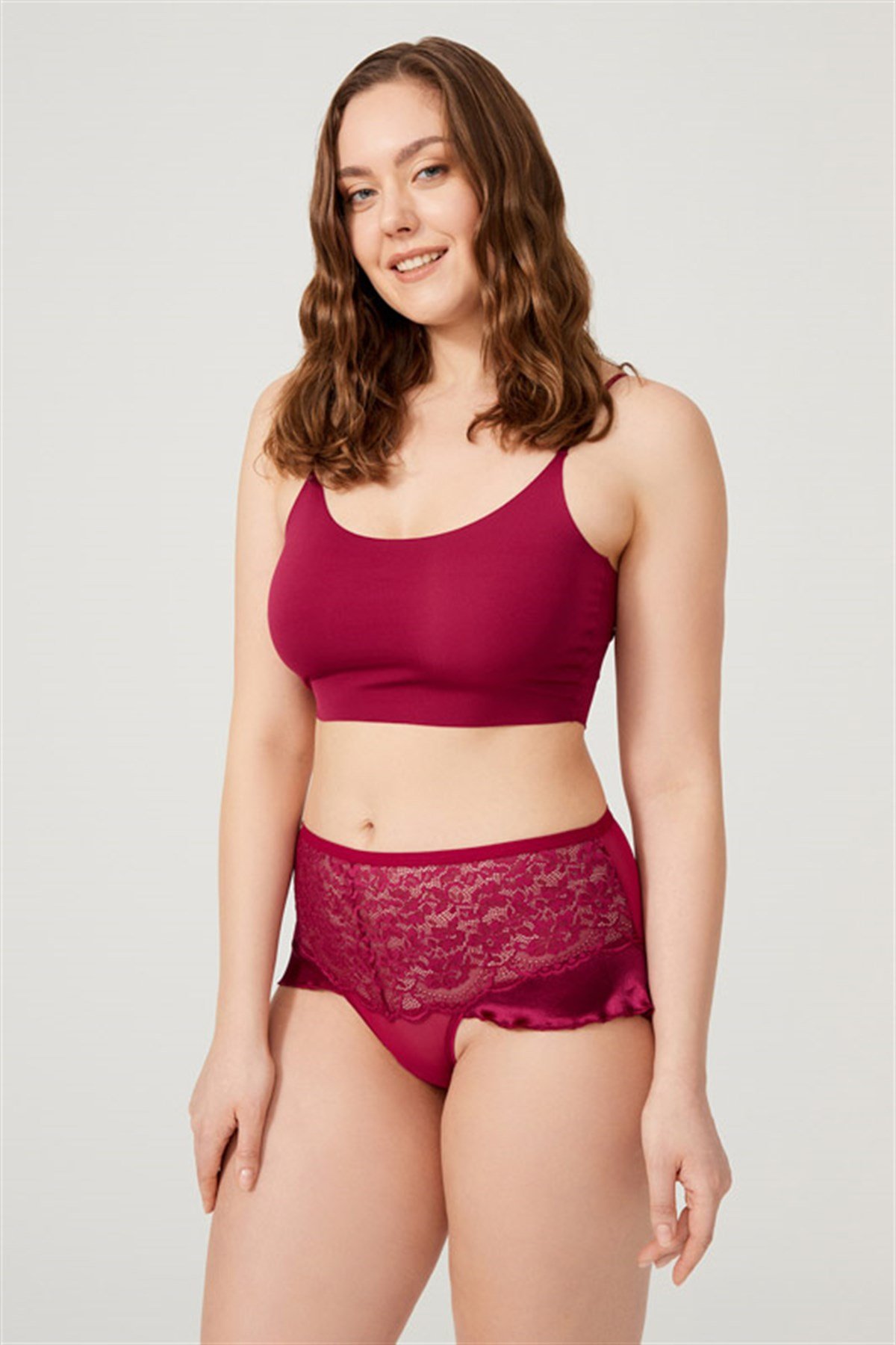 Vişne Önü Dantel Arkası Transparan Büyük Beden Bikini Külot