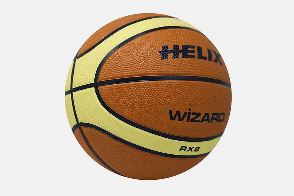 Helix Wizard RX8 Basketbol Topu No: 7, hem sokaklarda hem de salonlarda kullanabileceğiniz bir modeldir. Dayanıklılığı ve her zeminde kullanıma uygunluğu ile her koşulda size en iyiyi sunar.