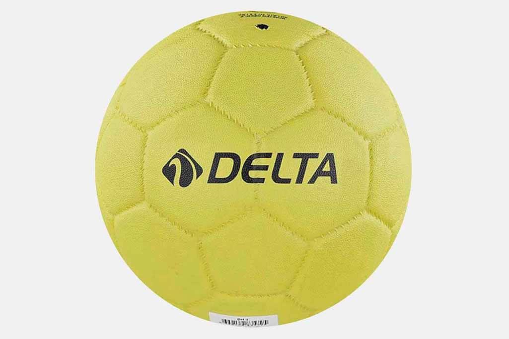 Delta Deluxe Hentbol Topu No: 3 - Kaliteli Malzeme ve Hassas Kontrol için Mükemmel Seçenek
