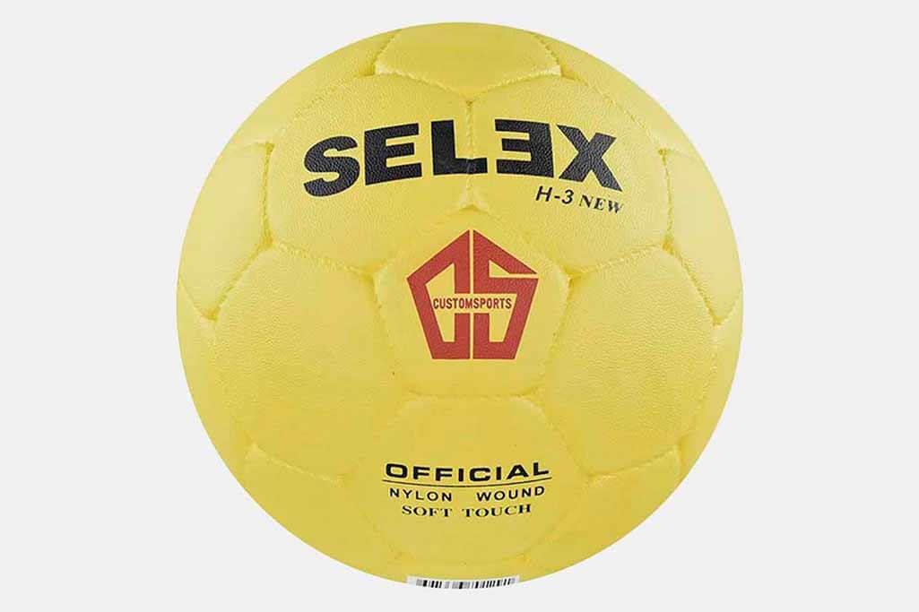 Selex H3 Hentbol Topu No: 3 - Kaliteli Malzeme ve Hassas Kontrol için İdeal Seçenek