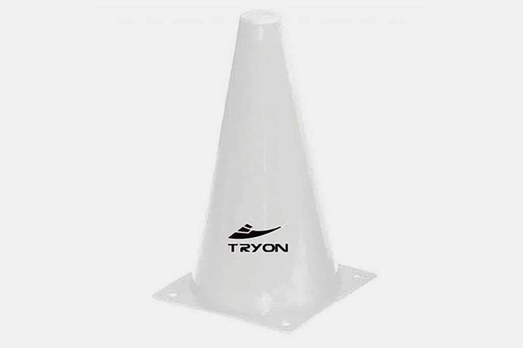 Kompakt ve Dayanıklı: Tryon 17 cm Antrenman Hunisi İncelemesi