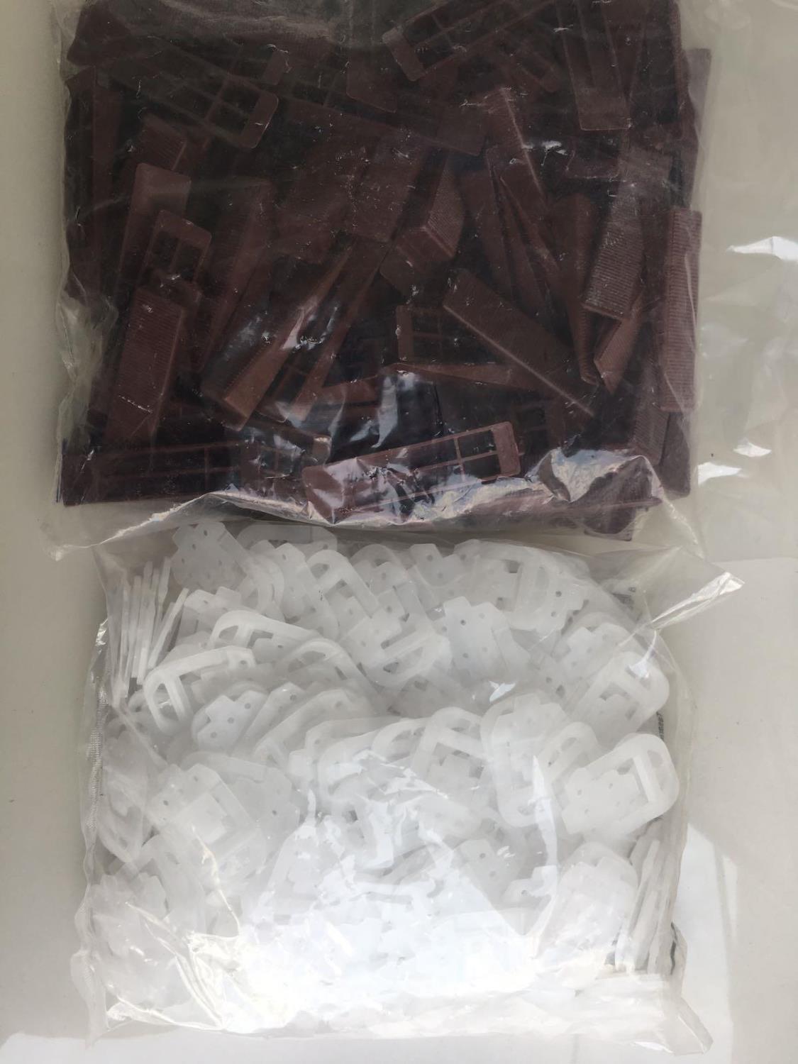 Seviye Tespit Derz Klipsi(Artısı) 200 Adet+Takozu 100 Adet
