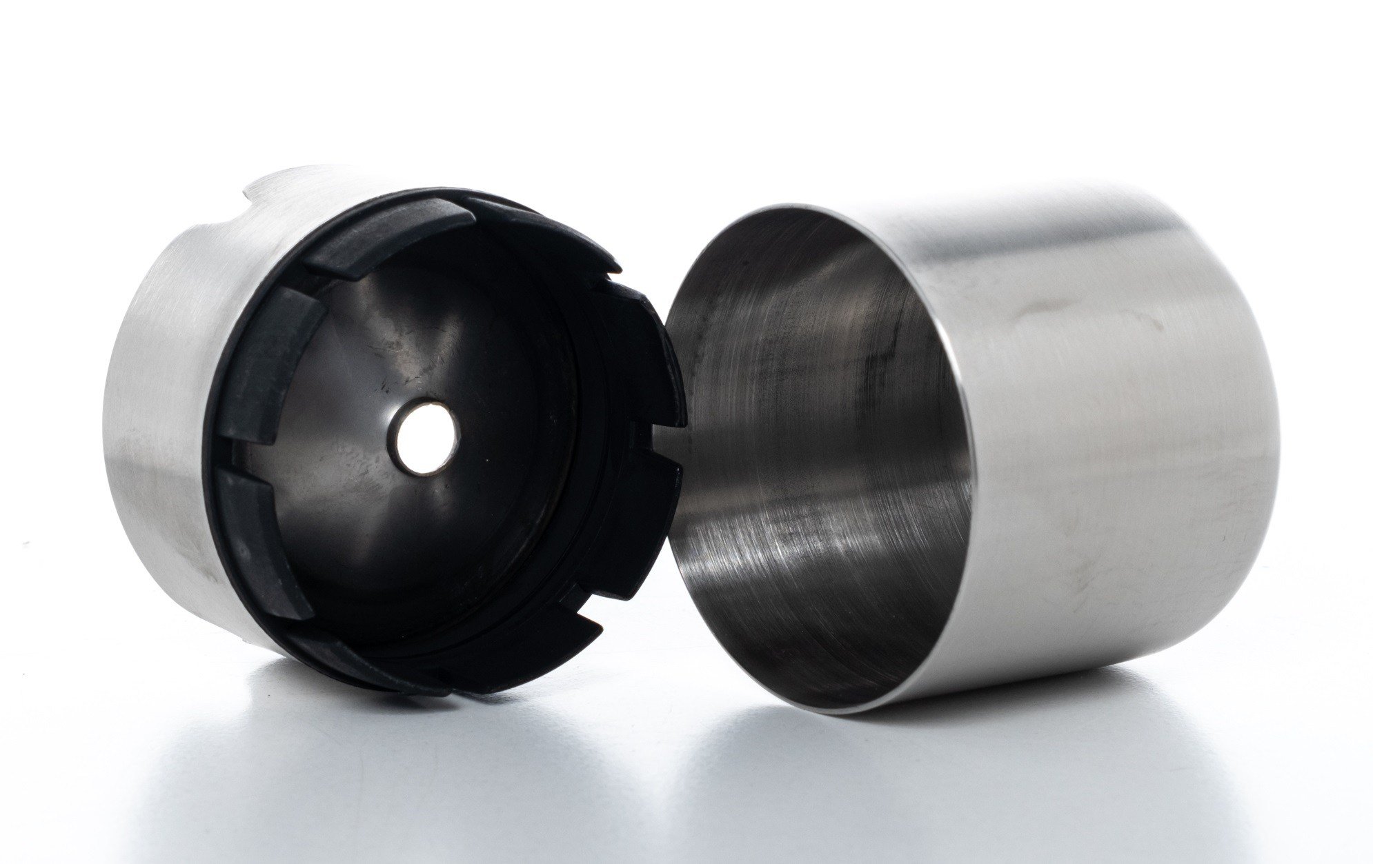 T-MAY Lüks Dekoratif Kokusuz Paslanmaz Çelik Metal Küllük 9cm