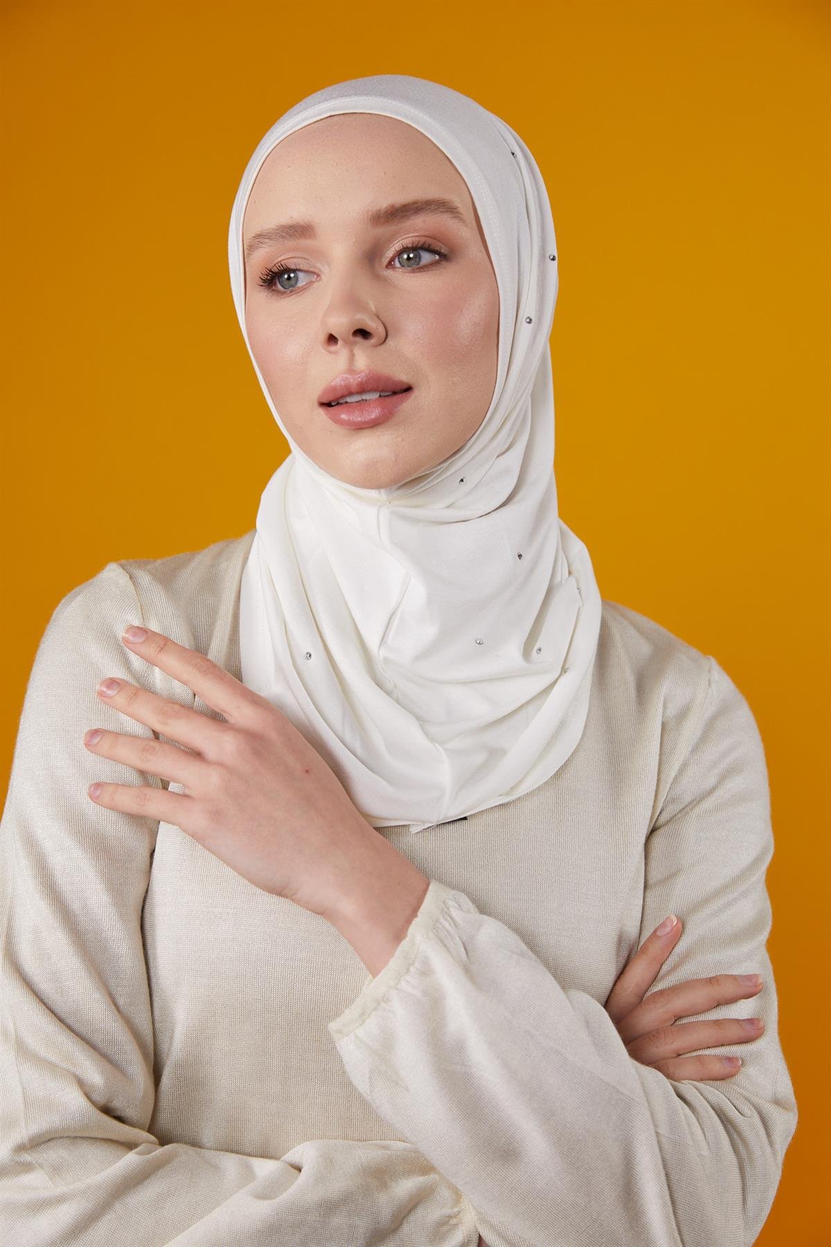 Asya Taşlı Bone-Beyaz