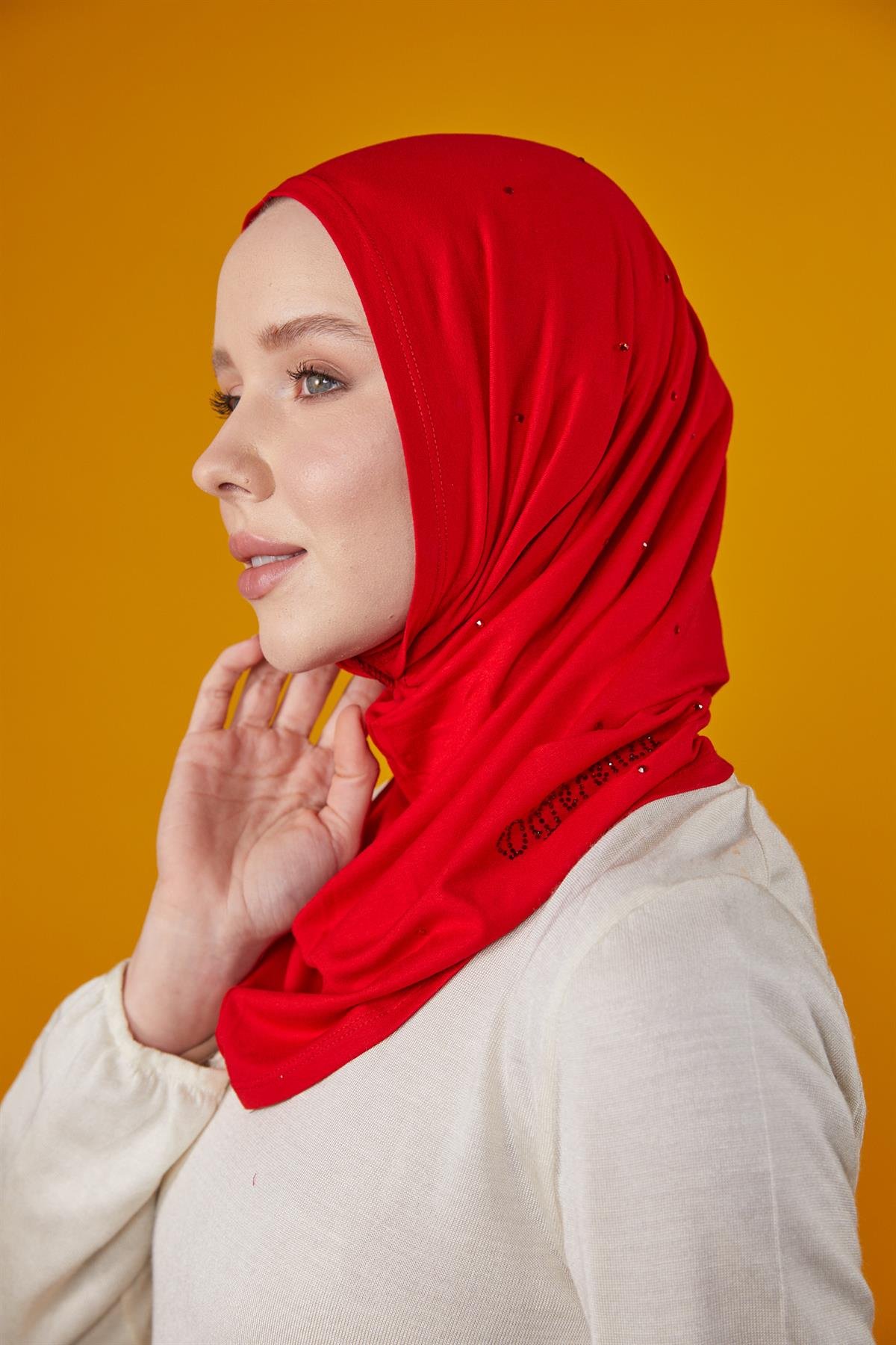 Asya Taşlı Bone-Kırmızı