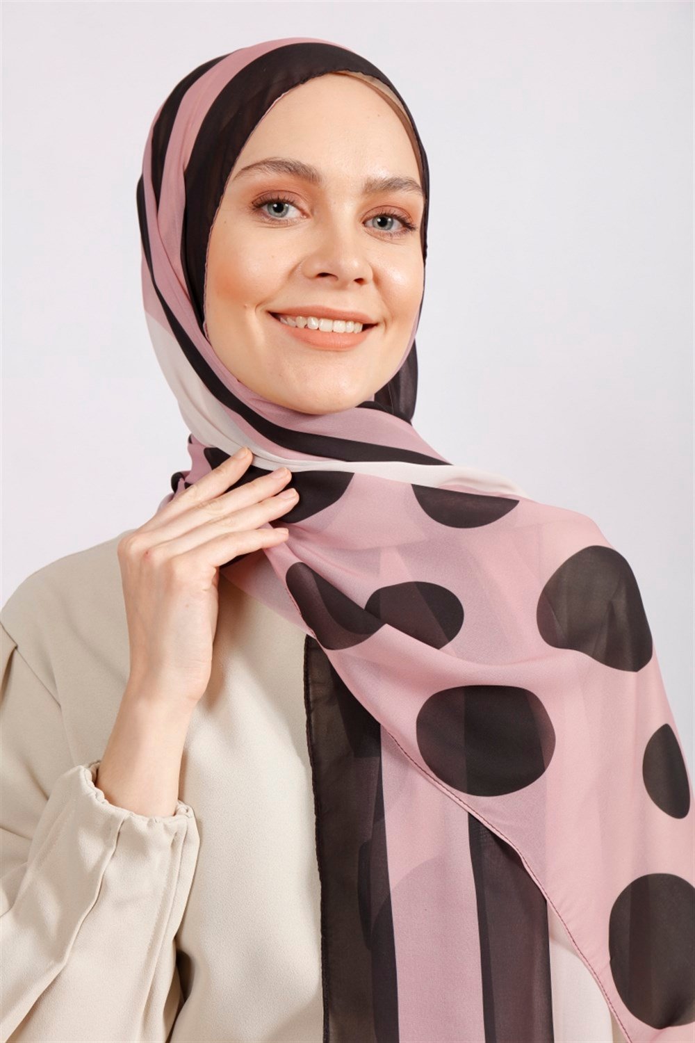 Capsul Desenli Şal - Pudra