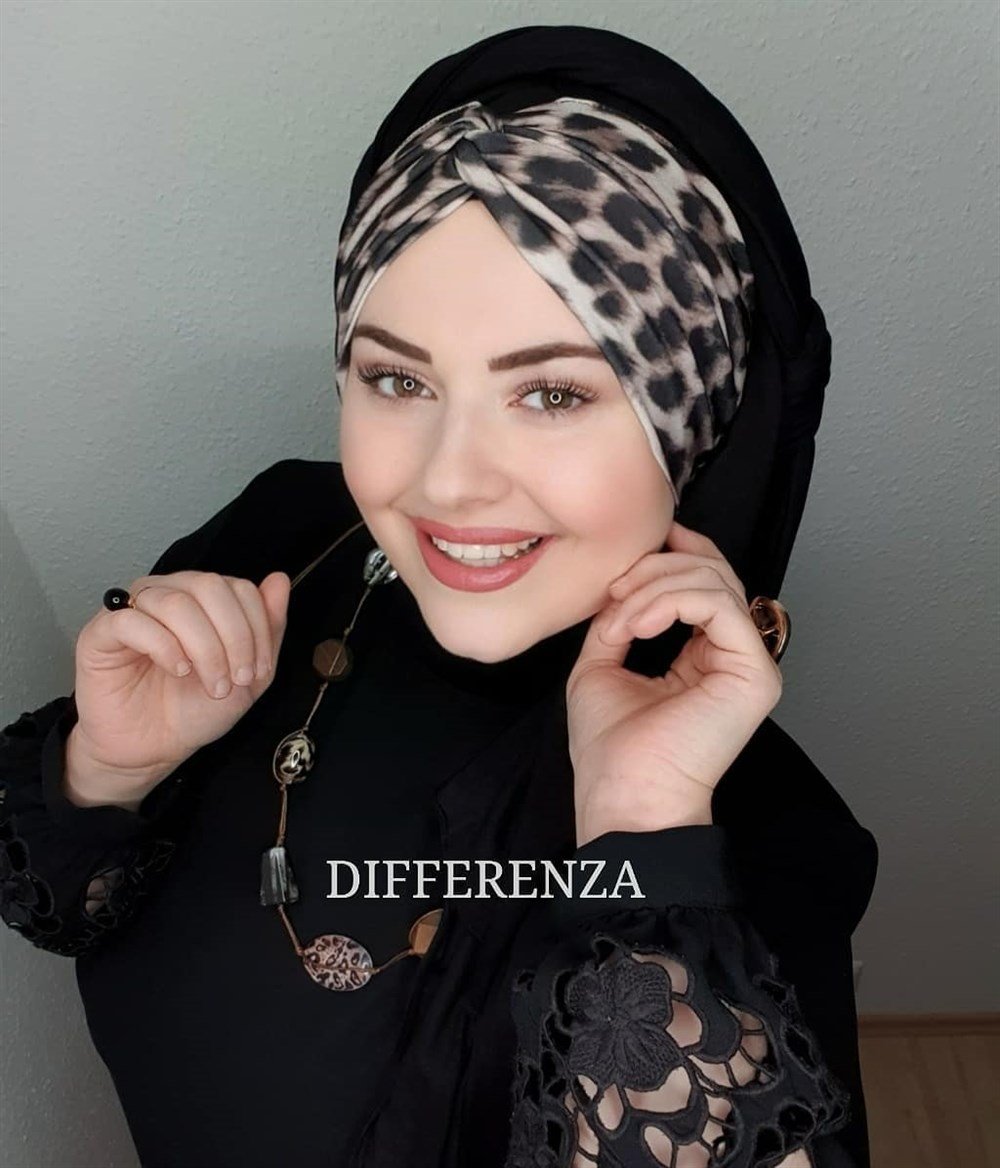 Düğüm Leo Penye Şal - Siyah