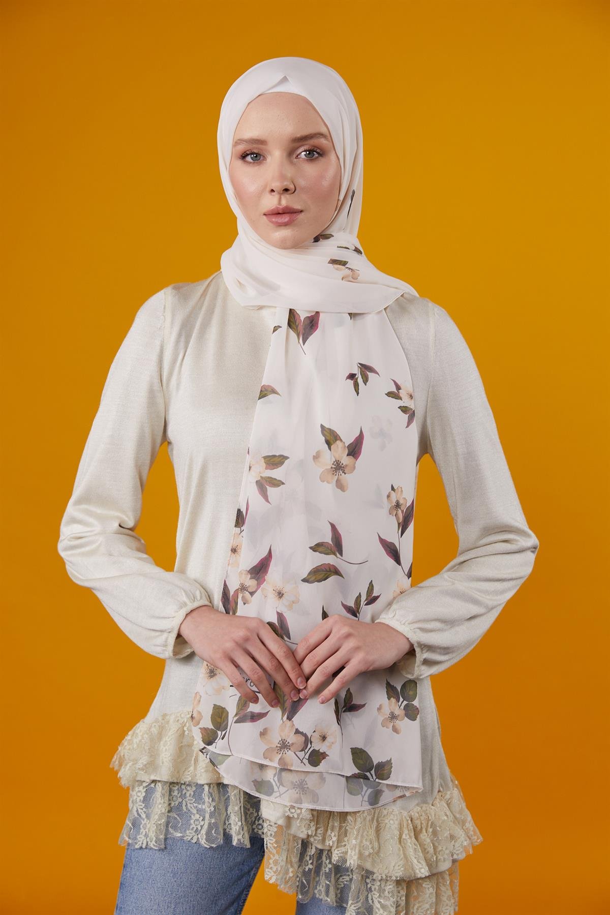 Flowers Desenli Şal Ekru