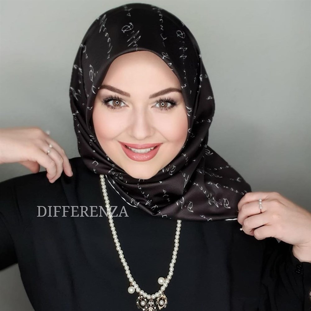 Logolu Desen Eşarp - Siyah