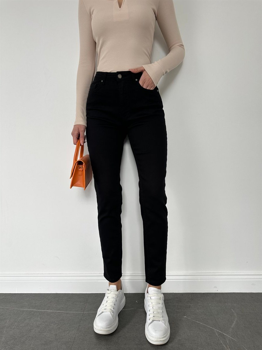  Süper Siyah Mom Fit