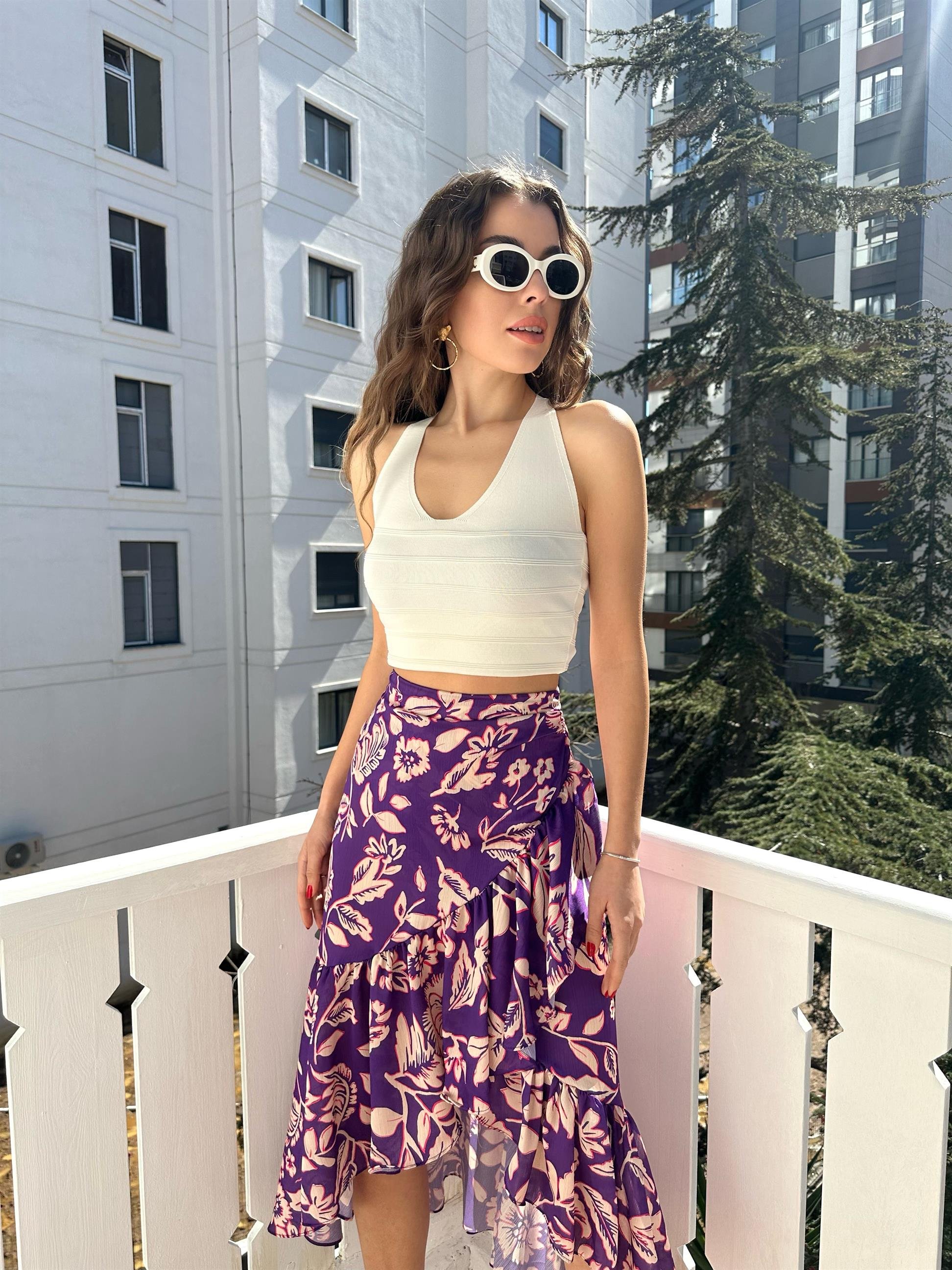 Açık Krem Çapraz Askılı Atlet Bluz