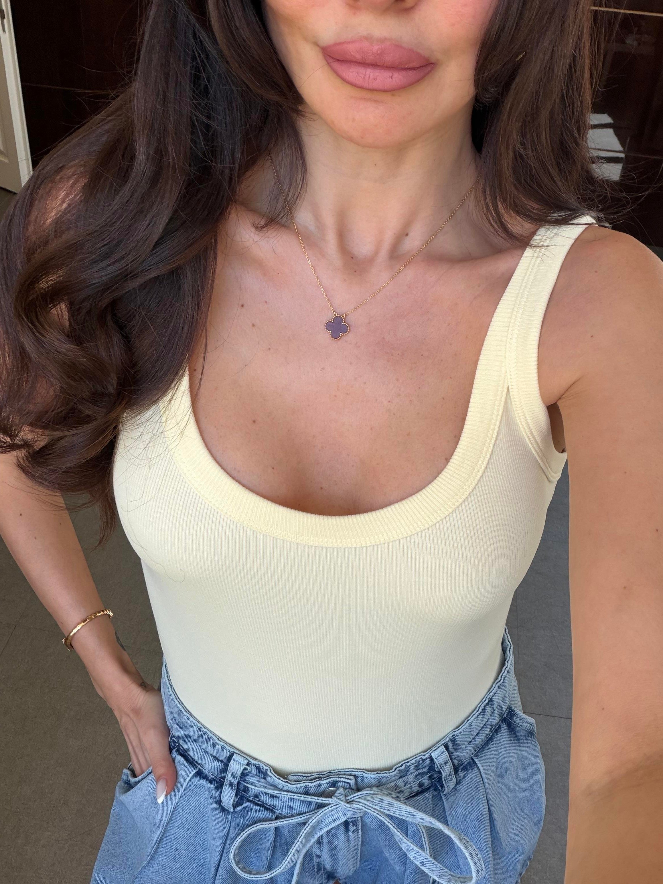 Açık Sarı Askılı Bodysuit