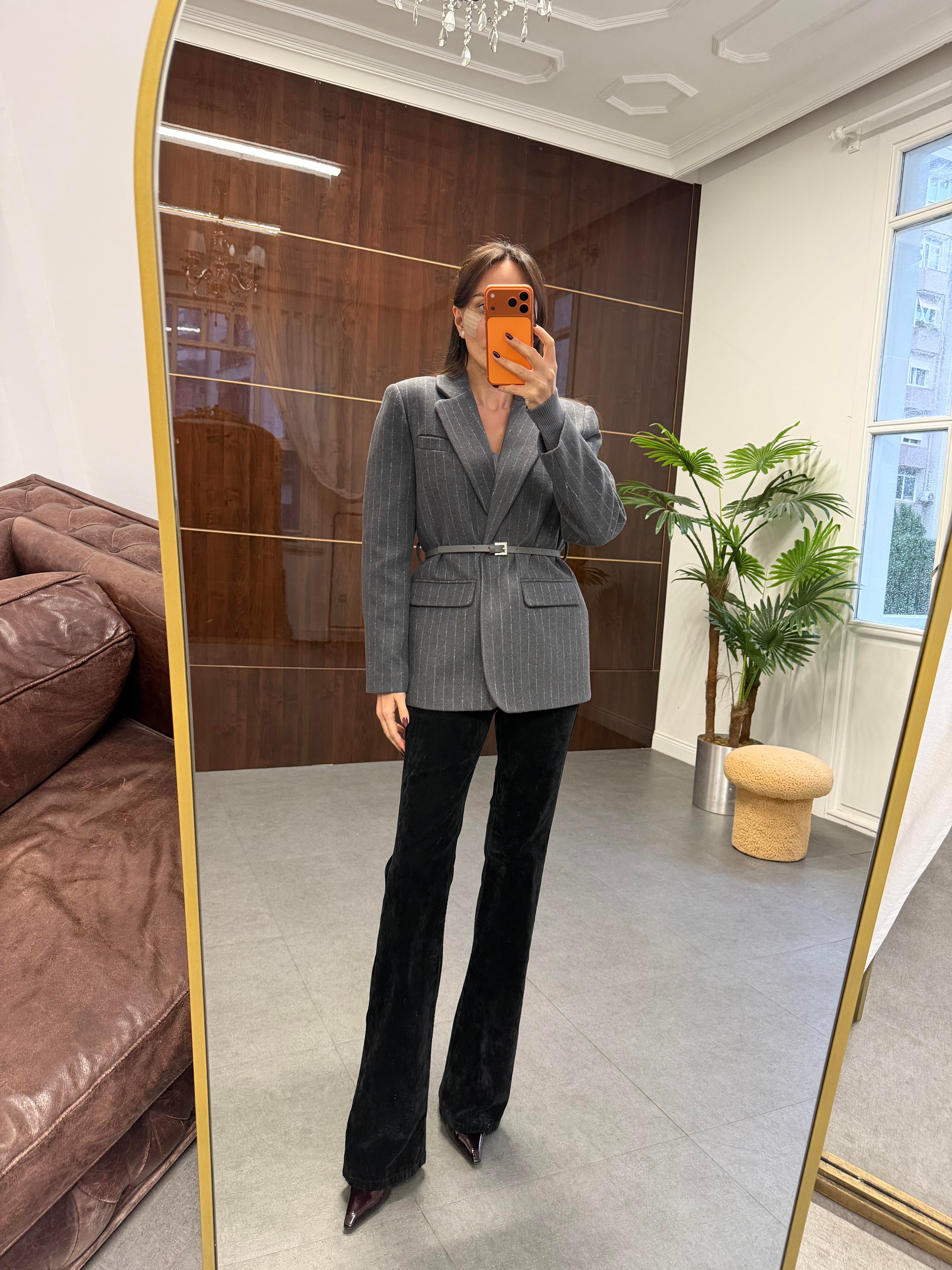 Antrasit Çizgili Kemerli Blazer Ceket