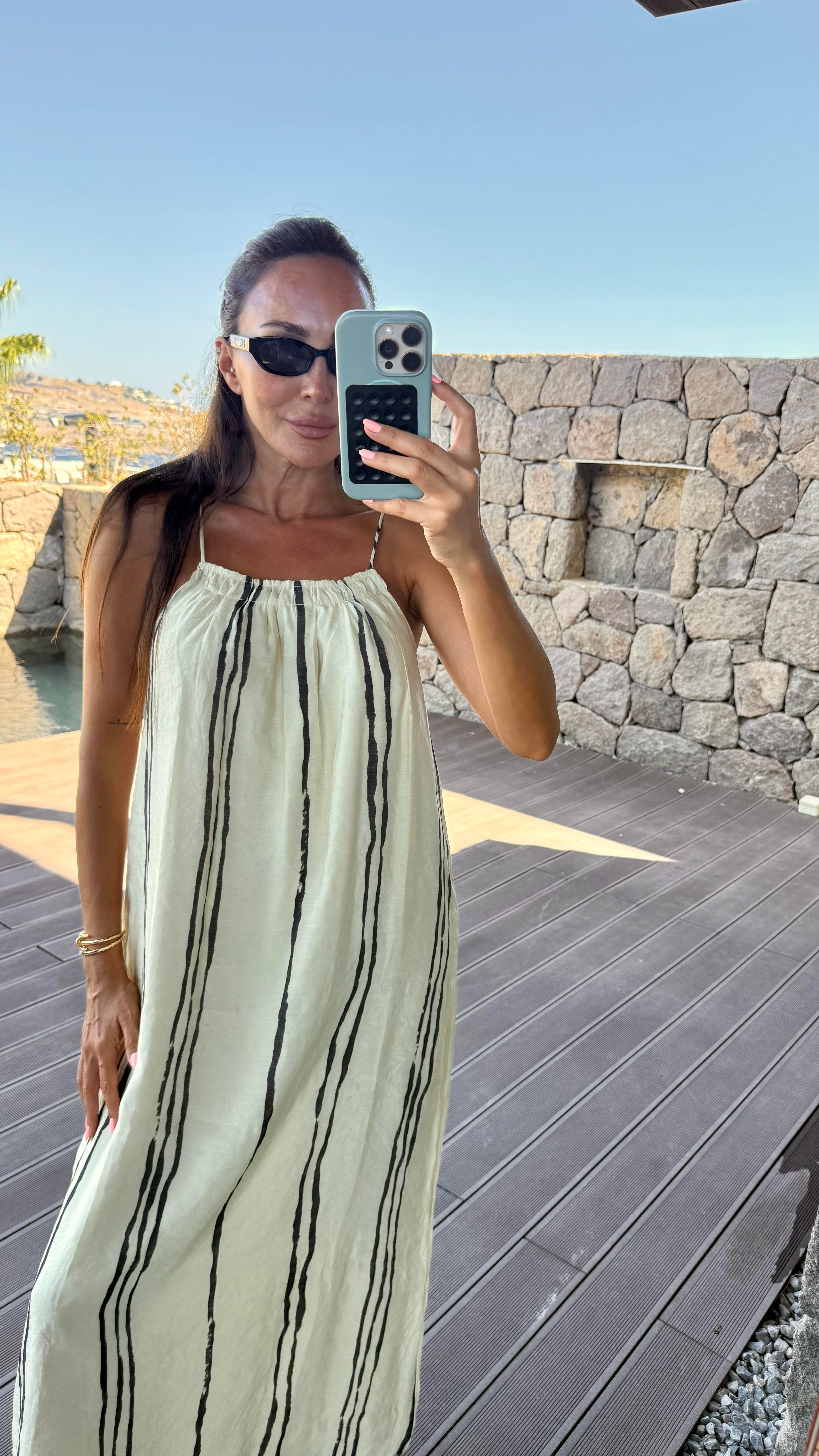 Bej Halter Kesim Uzun Elbise