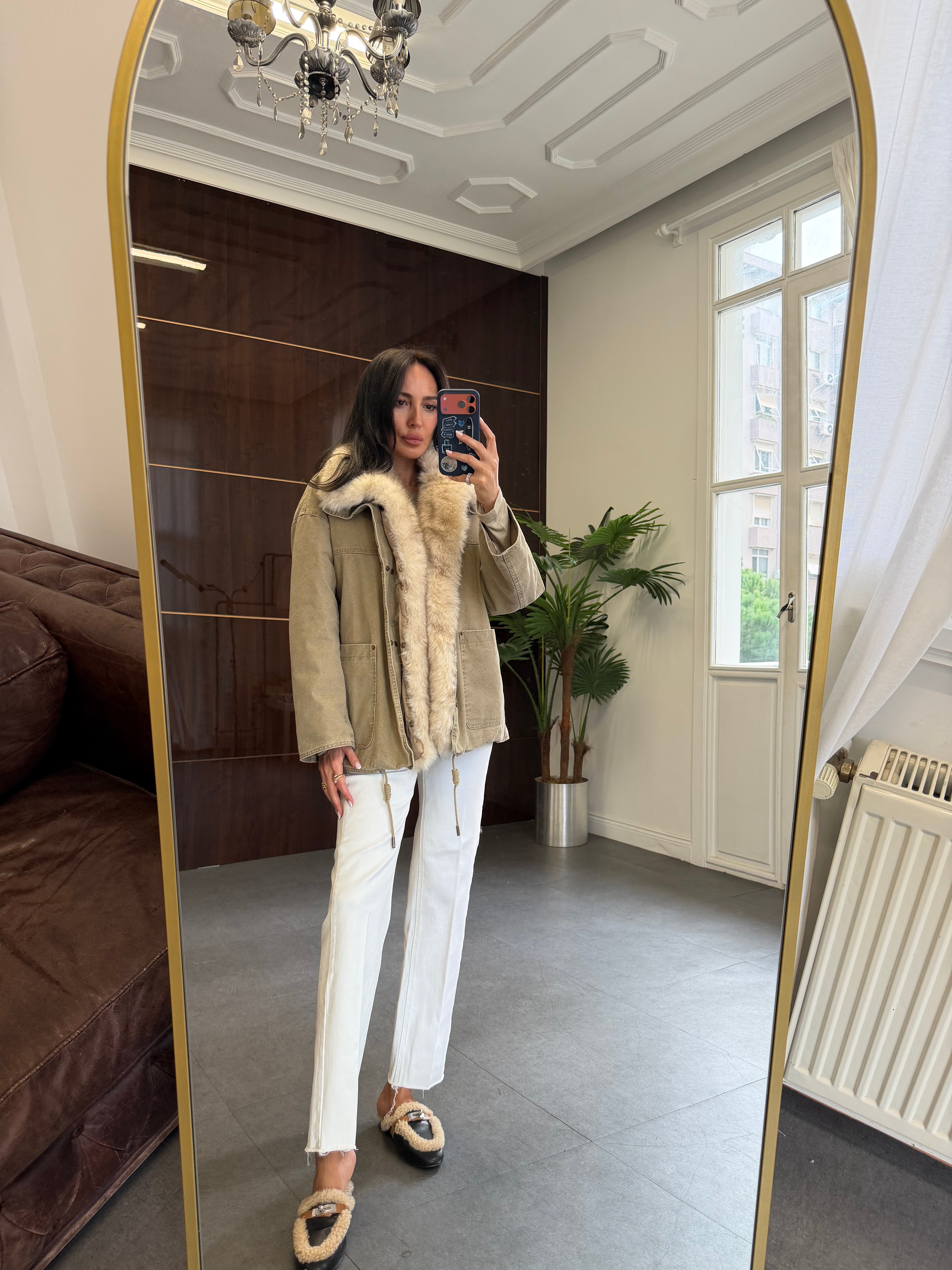 Bej Oversize Kürk Garnili Mont