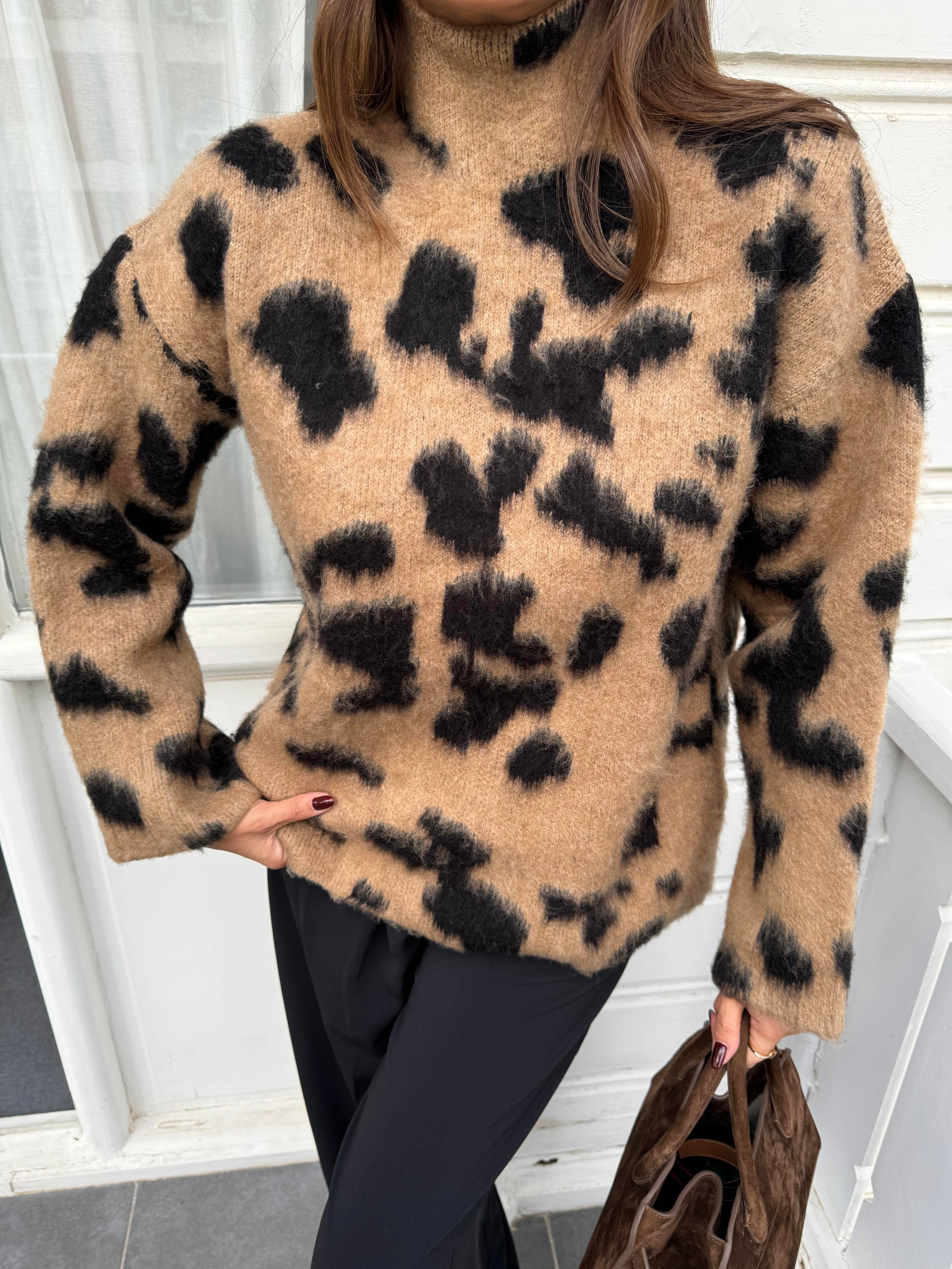 Bej Sakallı Leopar Kazak