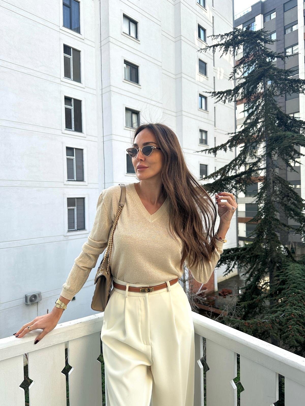Bej Simli V Yaka Triko Kazak