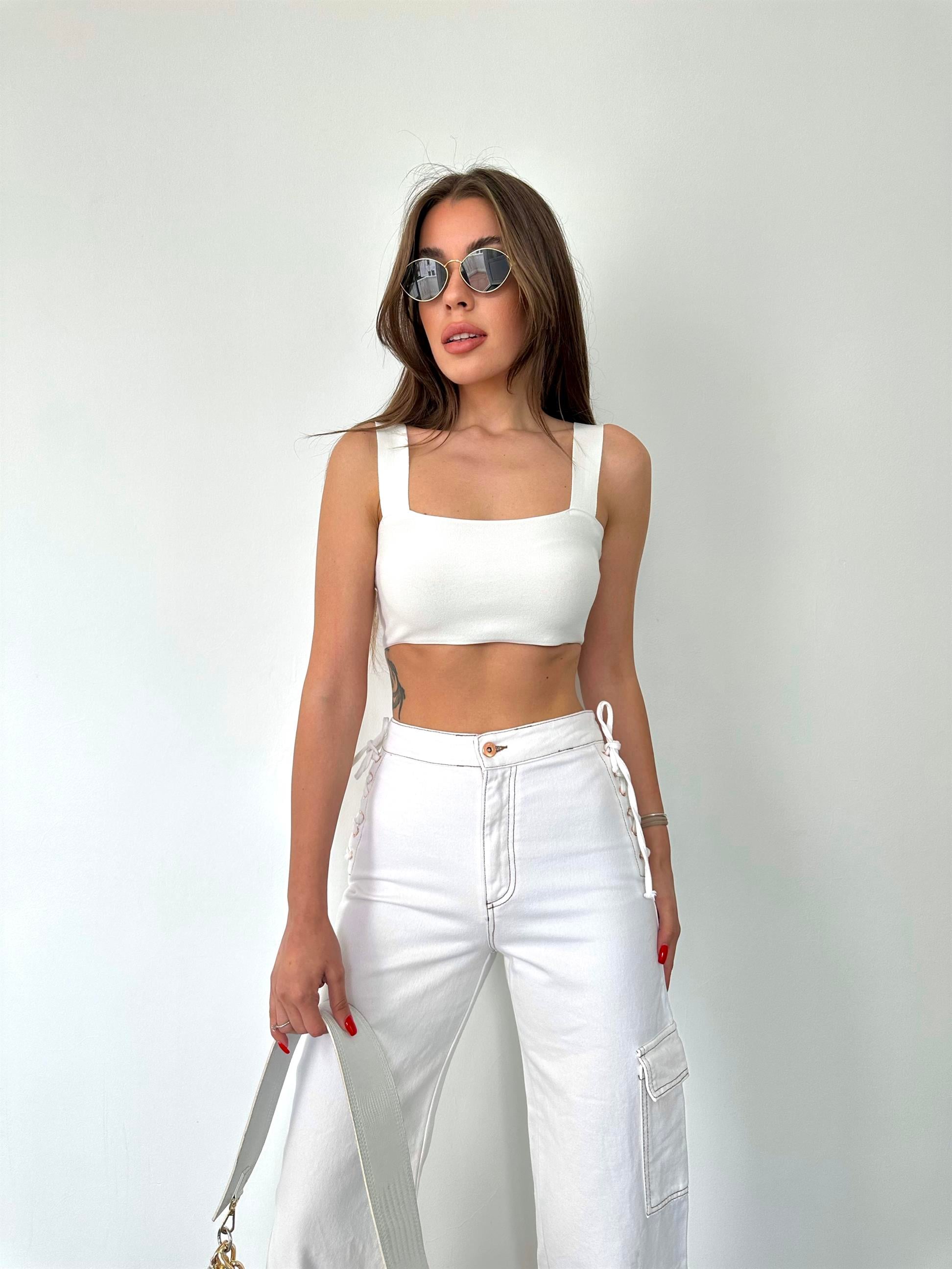 Beyaz Askılı Crop Bluz