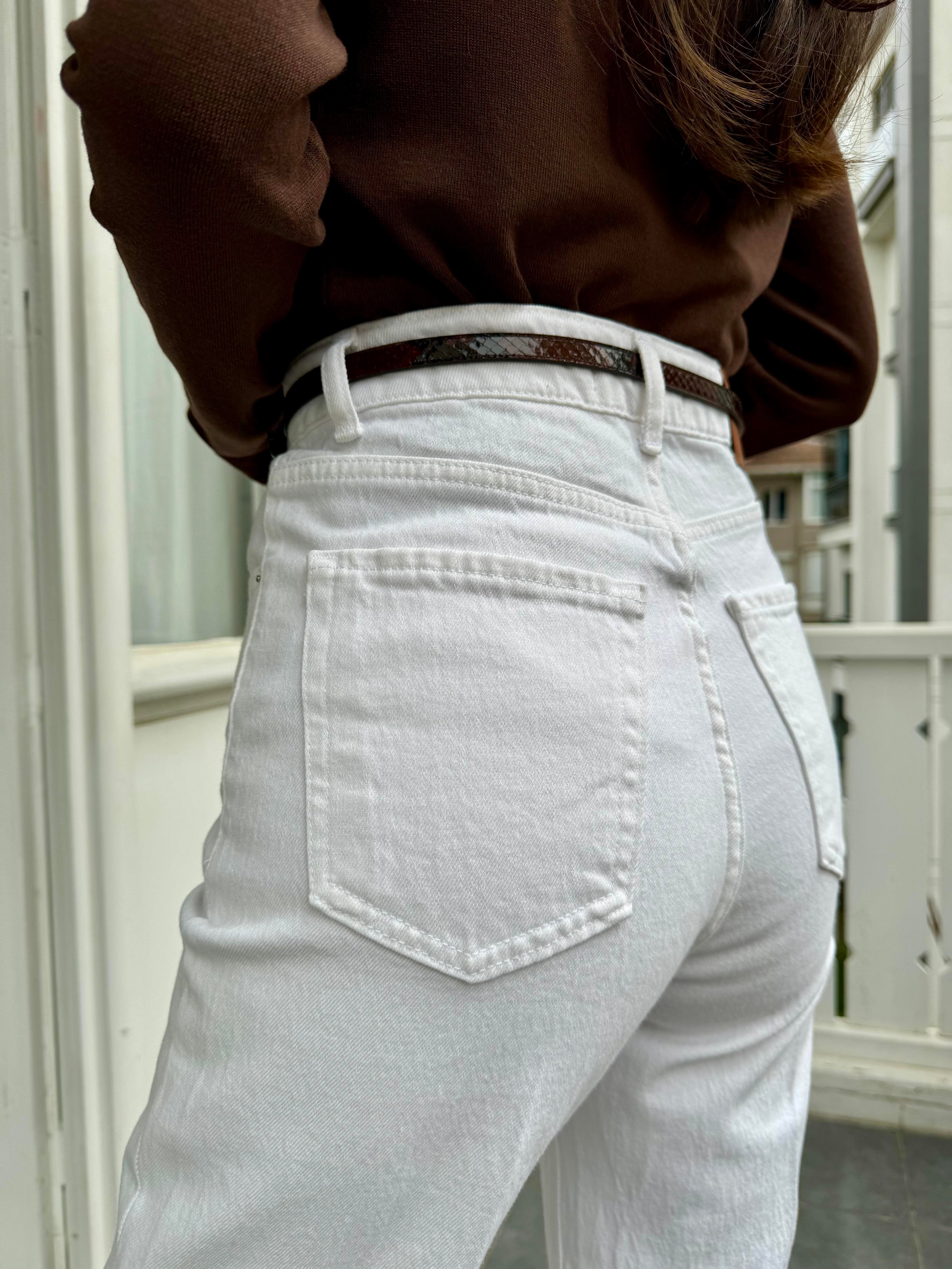 Beyaz Çizgi Ütü Straight Jean Pantolon