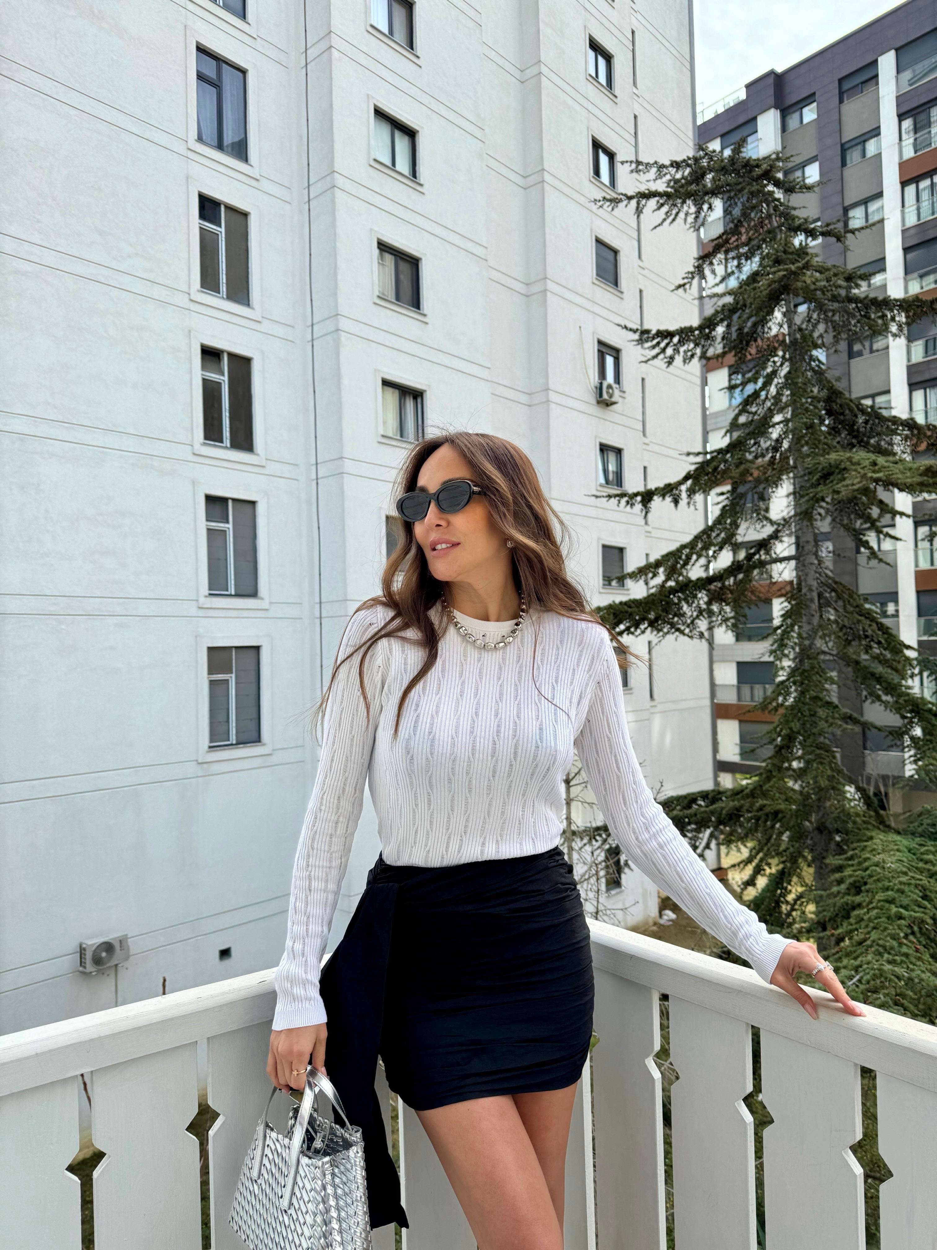 Beyaz Desenli Merserize Triko