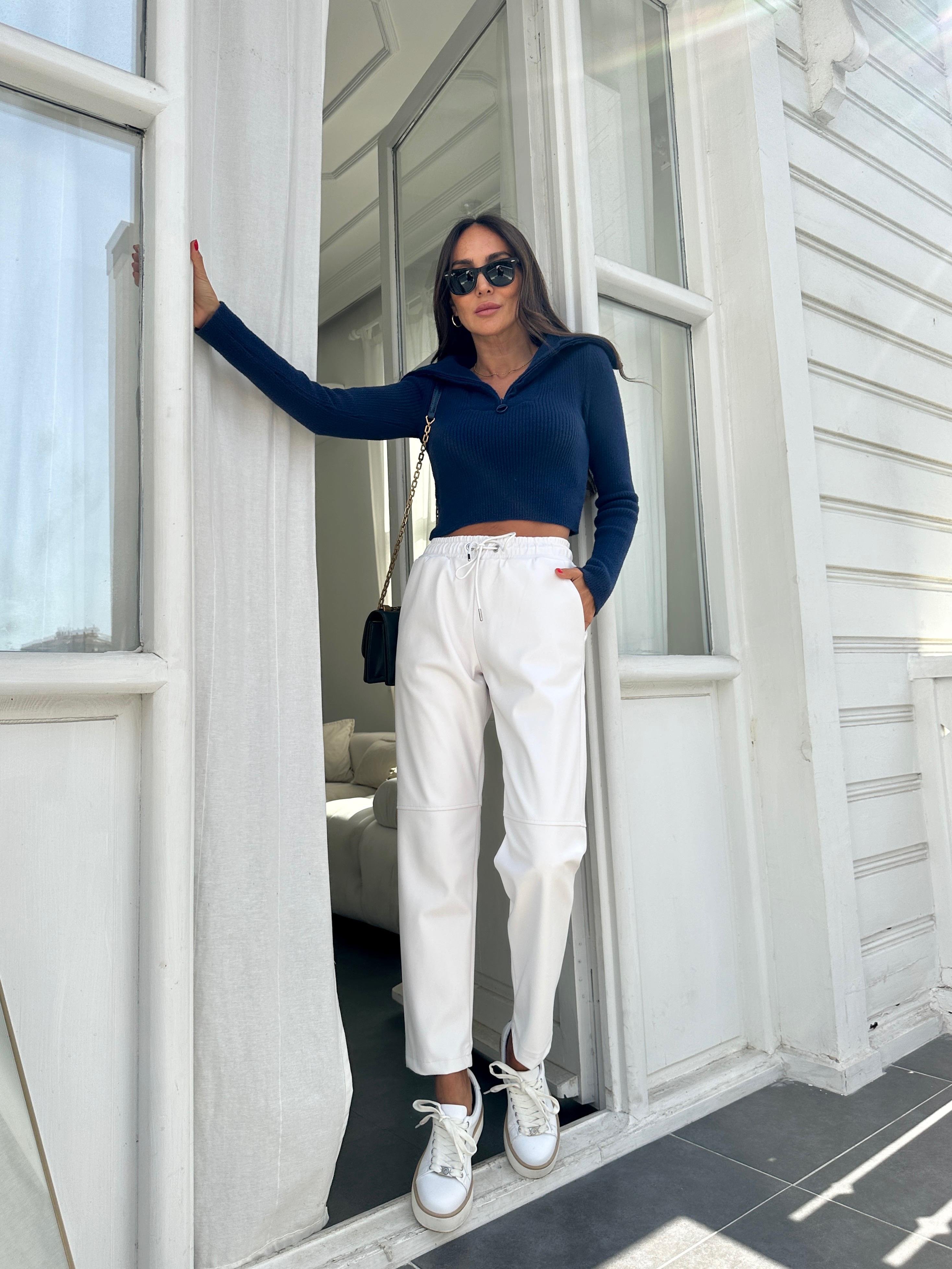 Beyaz Dizi Dikişli Bağcıklı ve Beli Lastikli Deri Pantolon