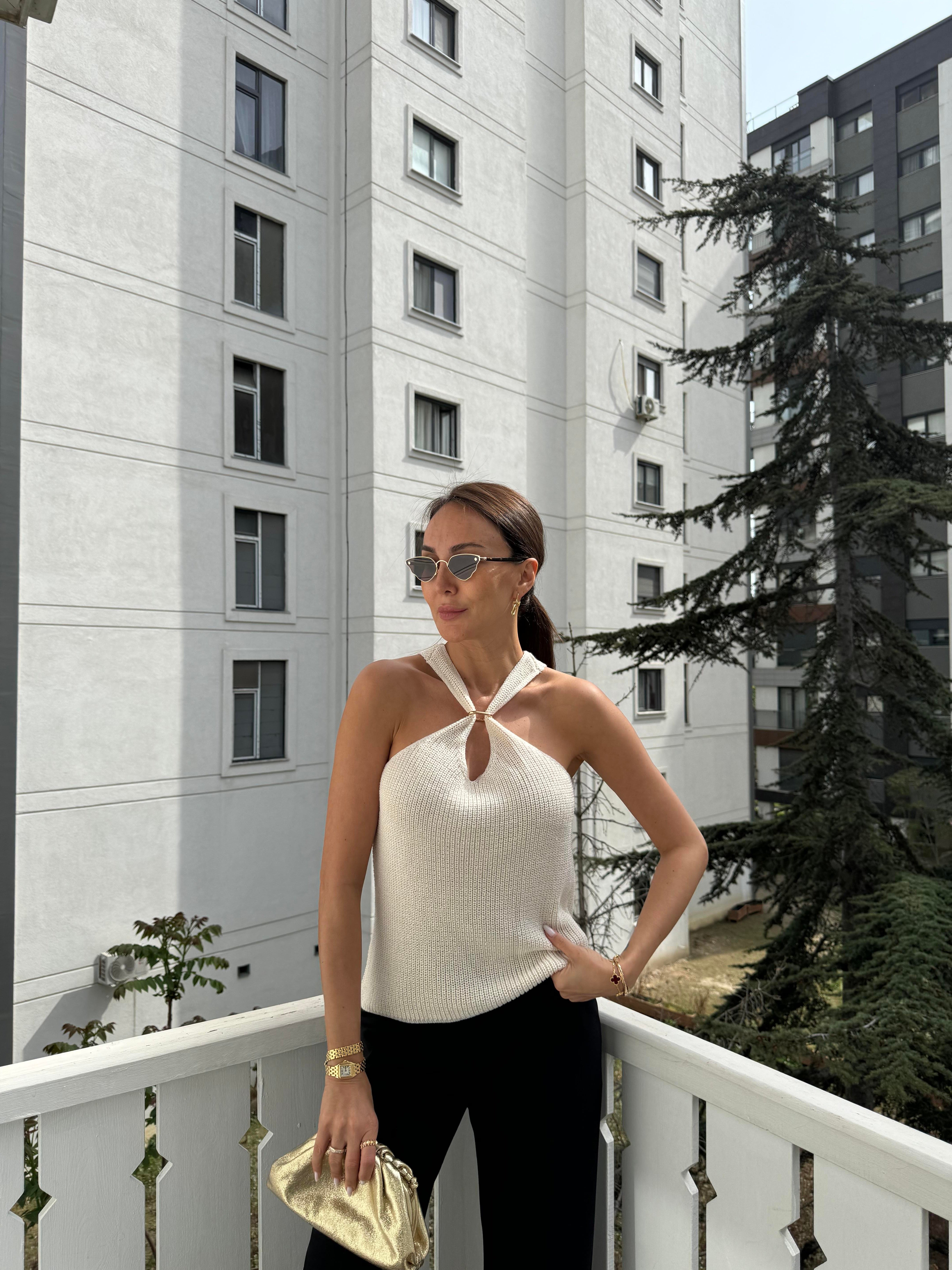 Beyaz Gold Aksesuar Merserize Bluz