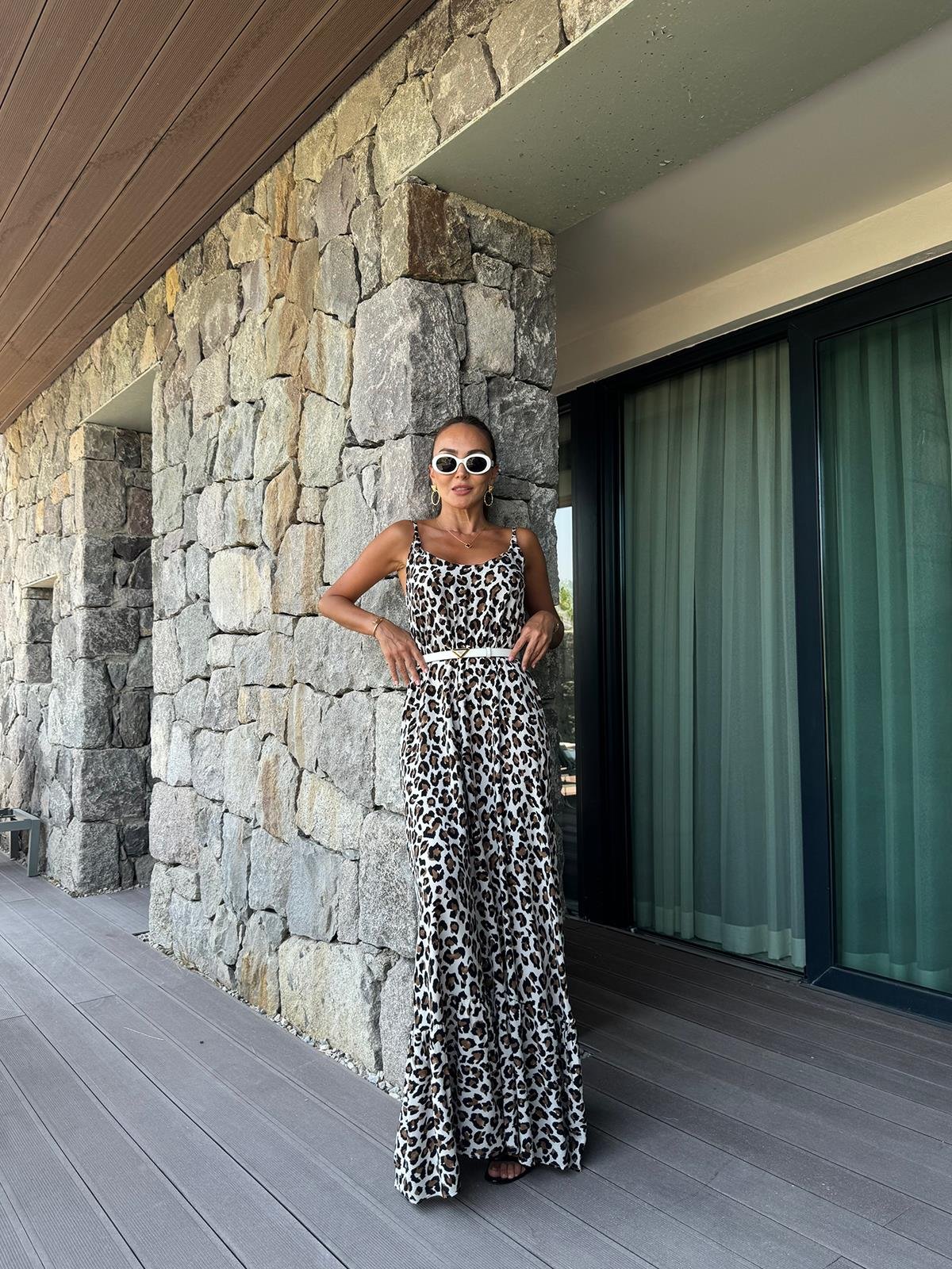 Beyaz Leopar Volanlı Maxi Boy Elbise