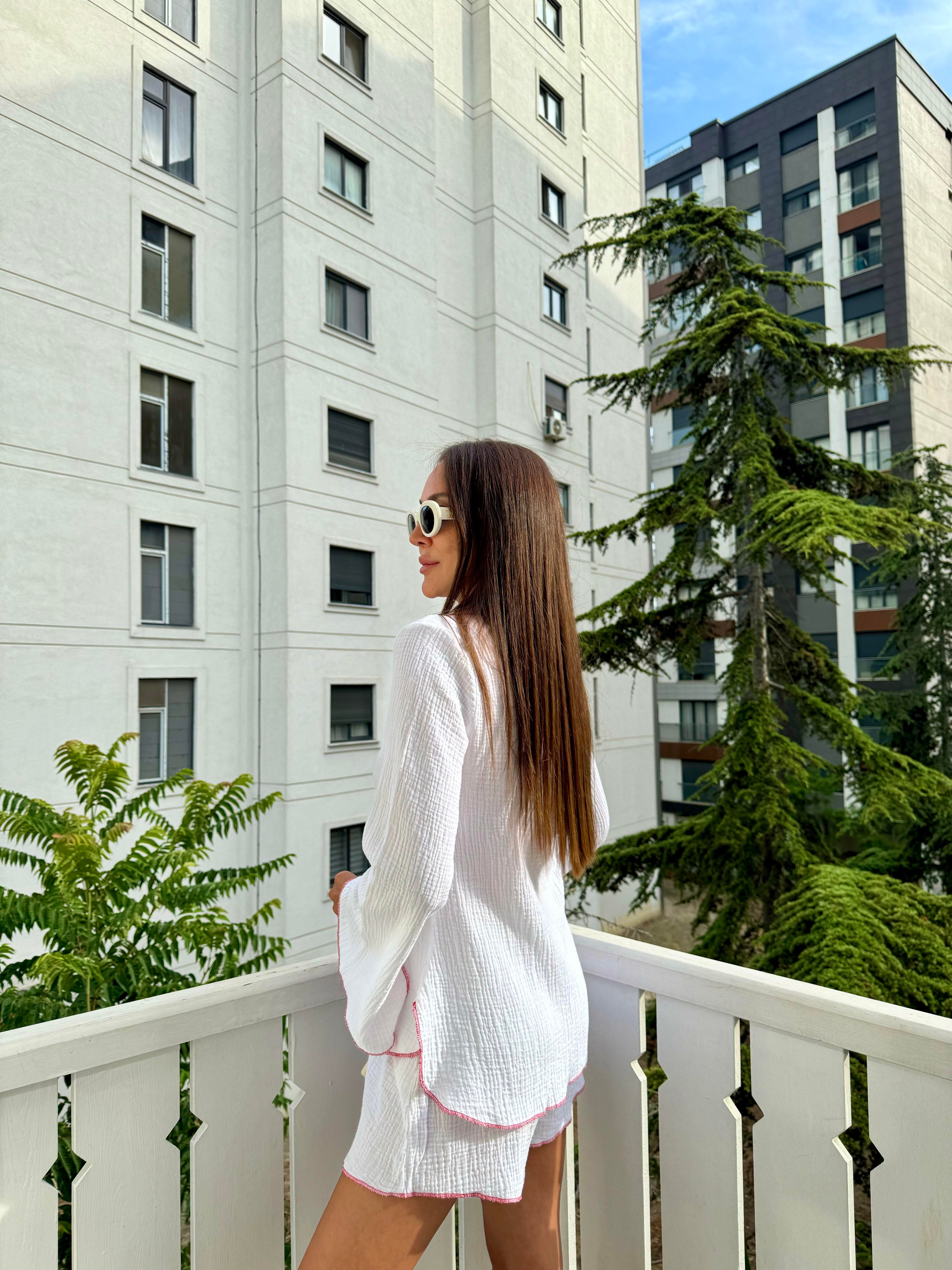 Beyaz Müslin Biyeli Şort Takım