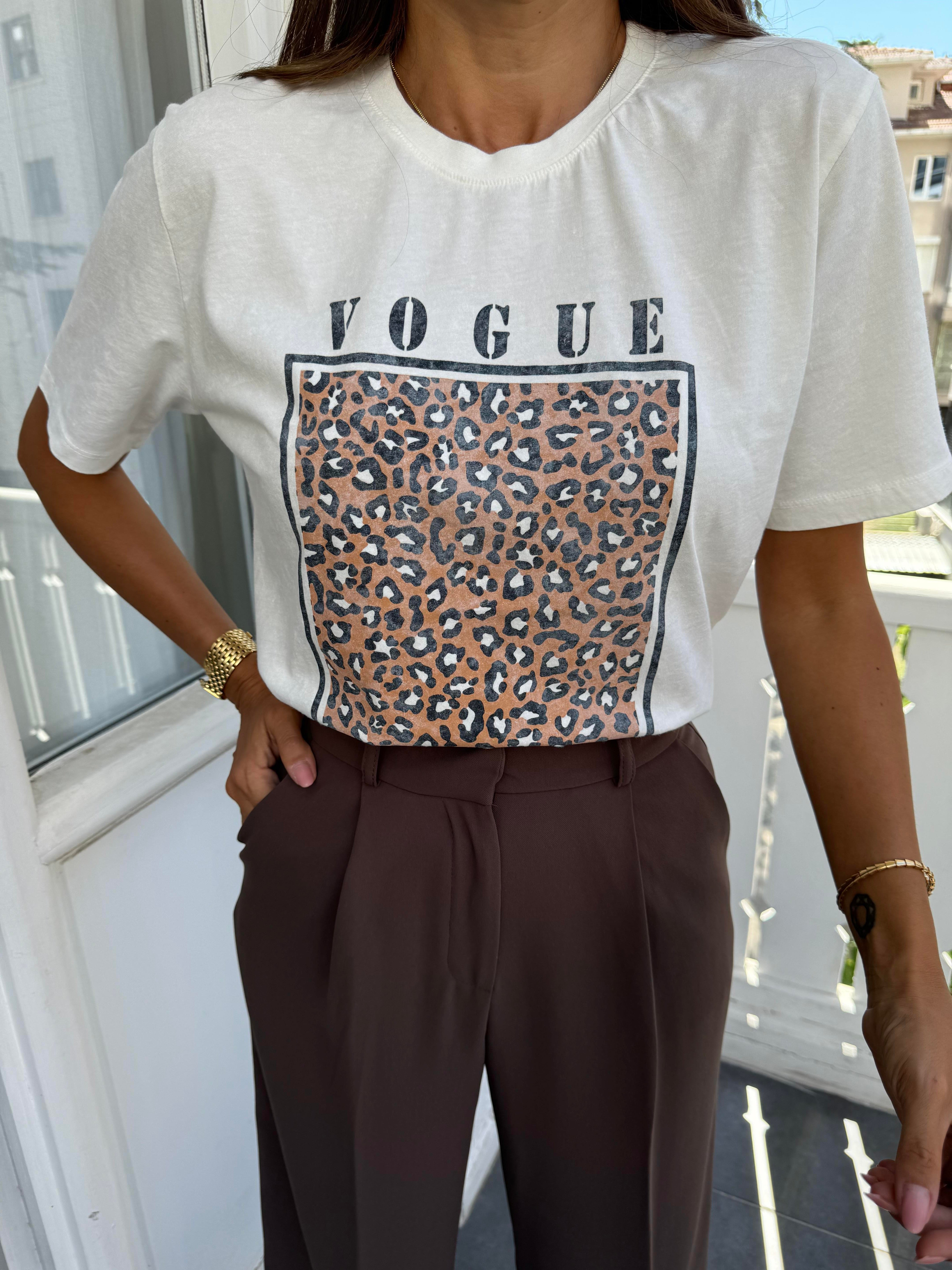 Beyaz Vogue Tişört