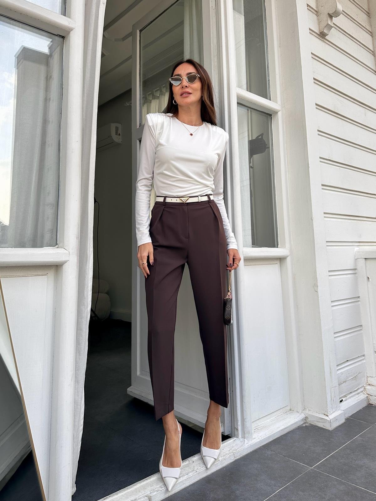 Beyaz Yandan Drapeli Bodysuit