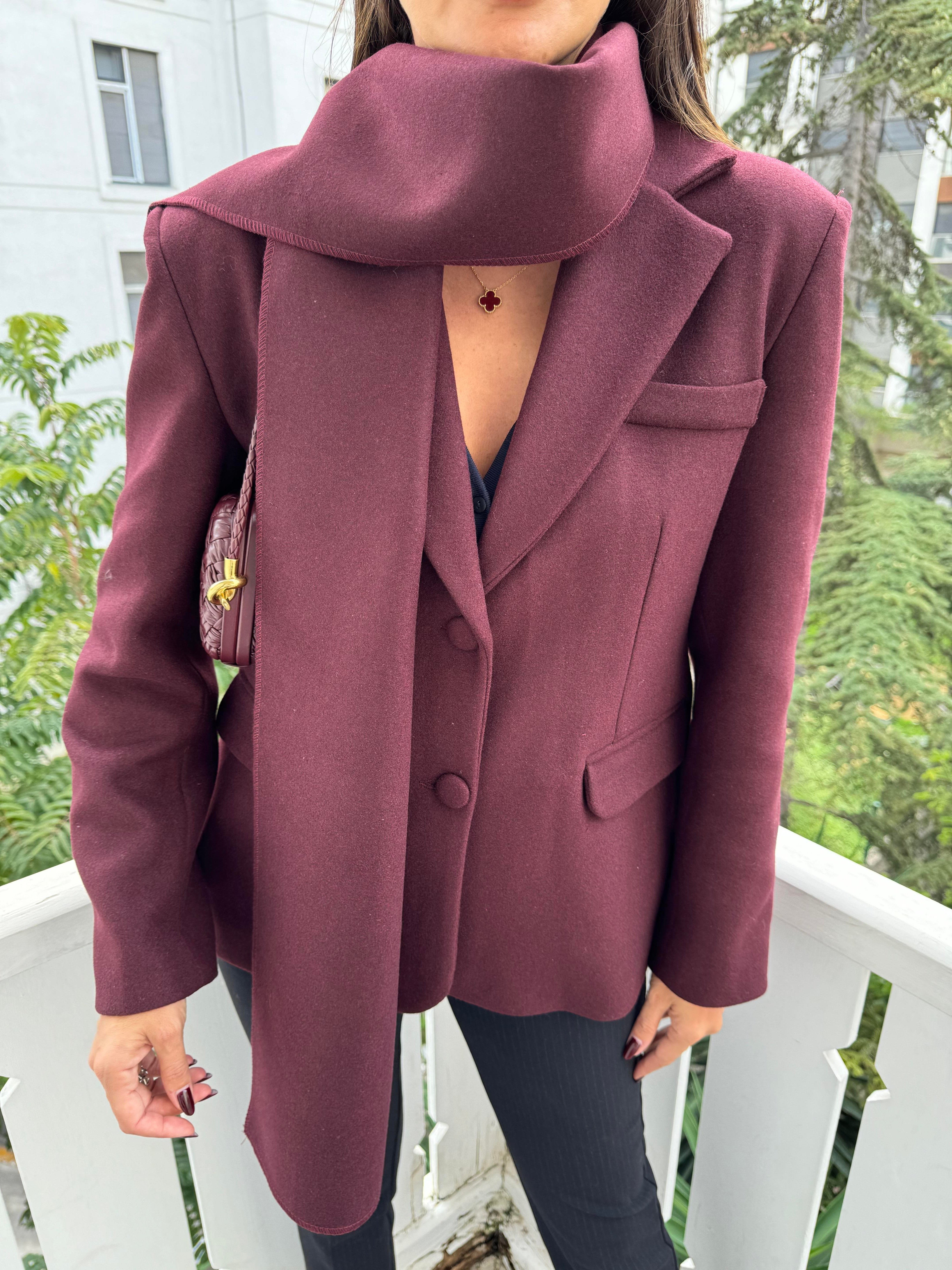 Bordo Kaşe Fular Detaylı Blazer