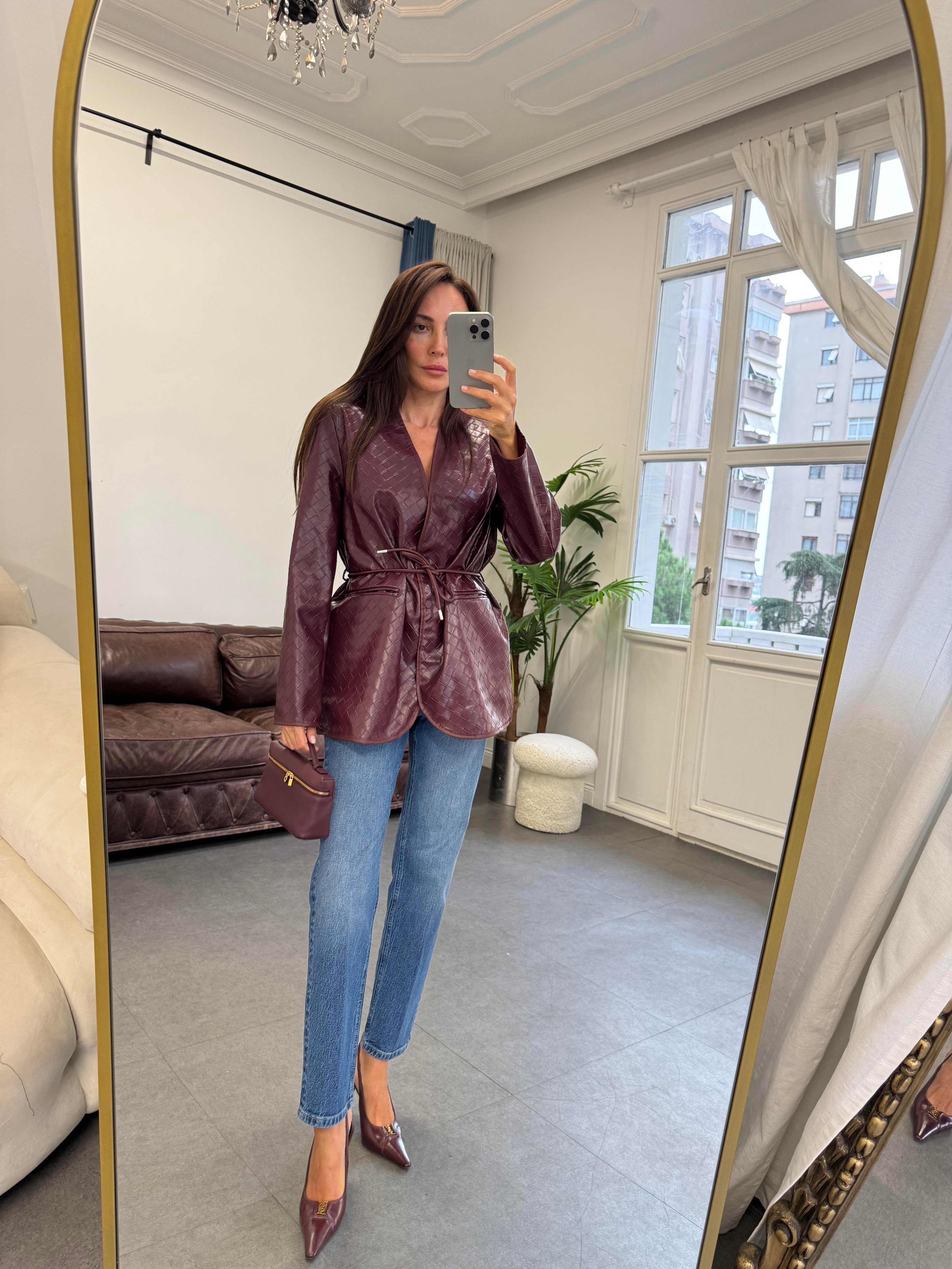 Bordo Kemerli Deri Ceket