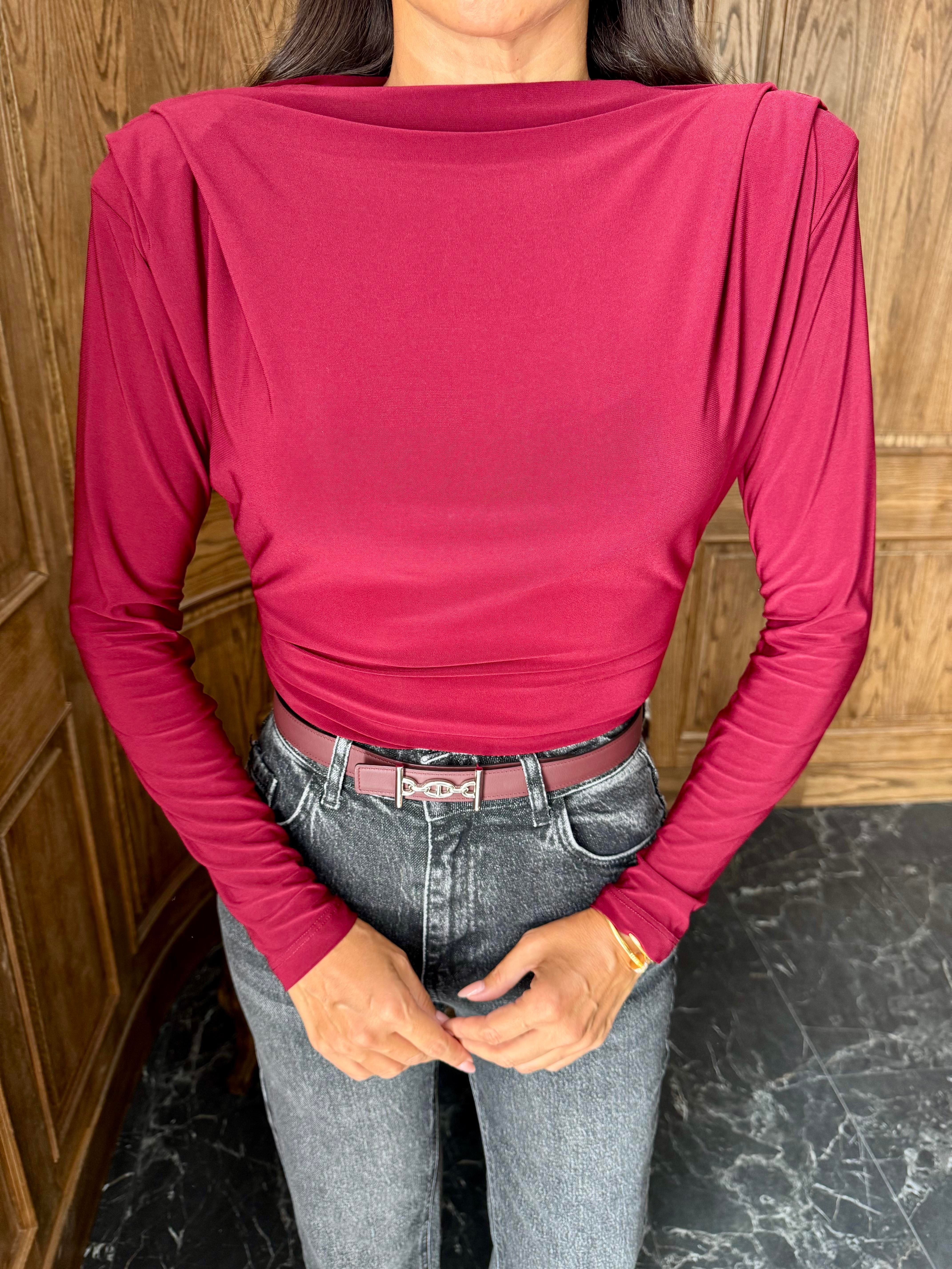 Bordo Omzu Vatkalı ve Piliseli Bluz