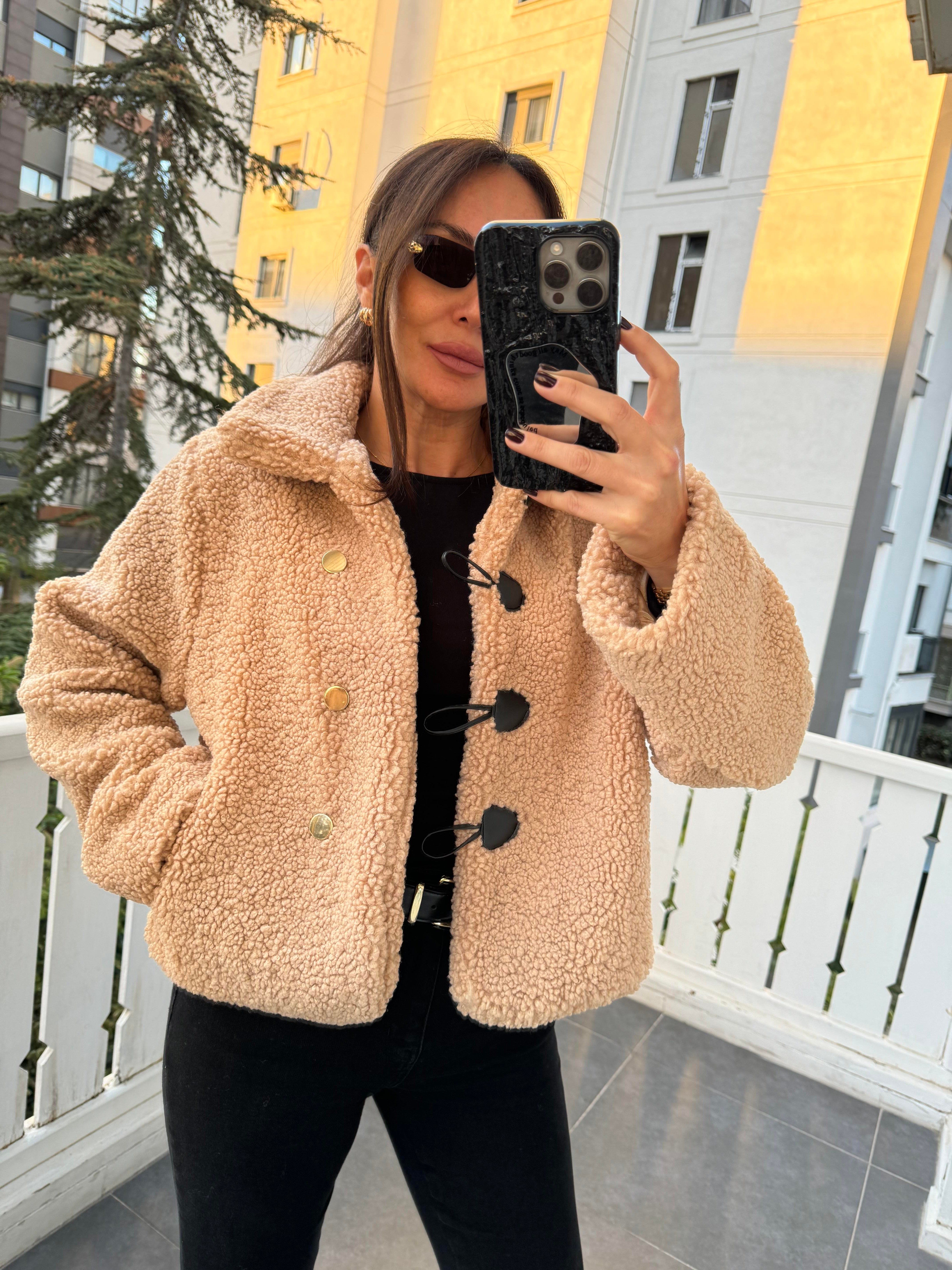 Camel Peluş Düğmeli Ceket