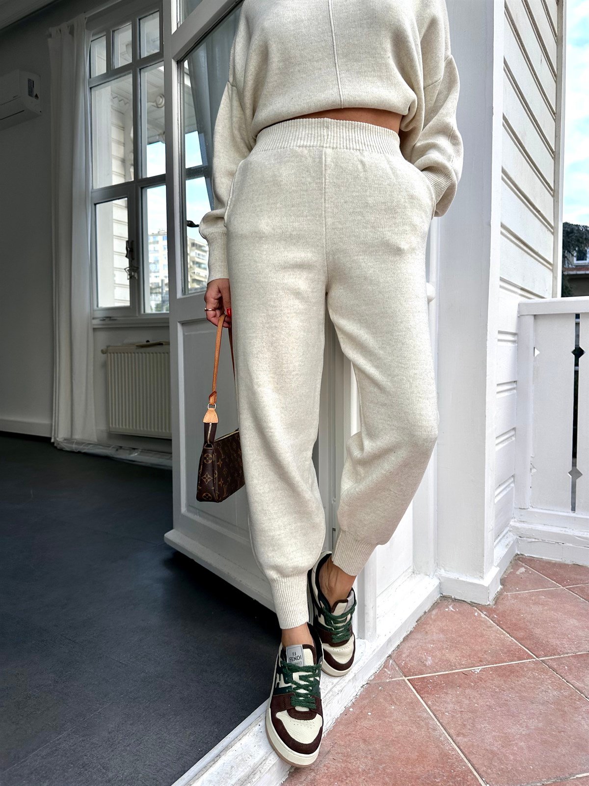 Ekru  Çelik Örme Pantolon Takım