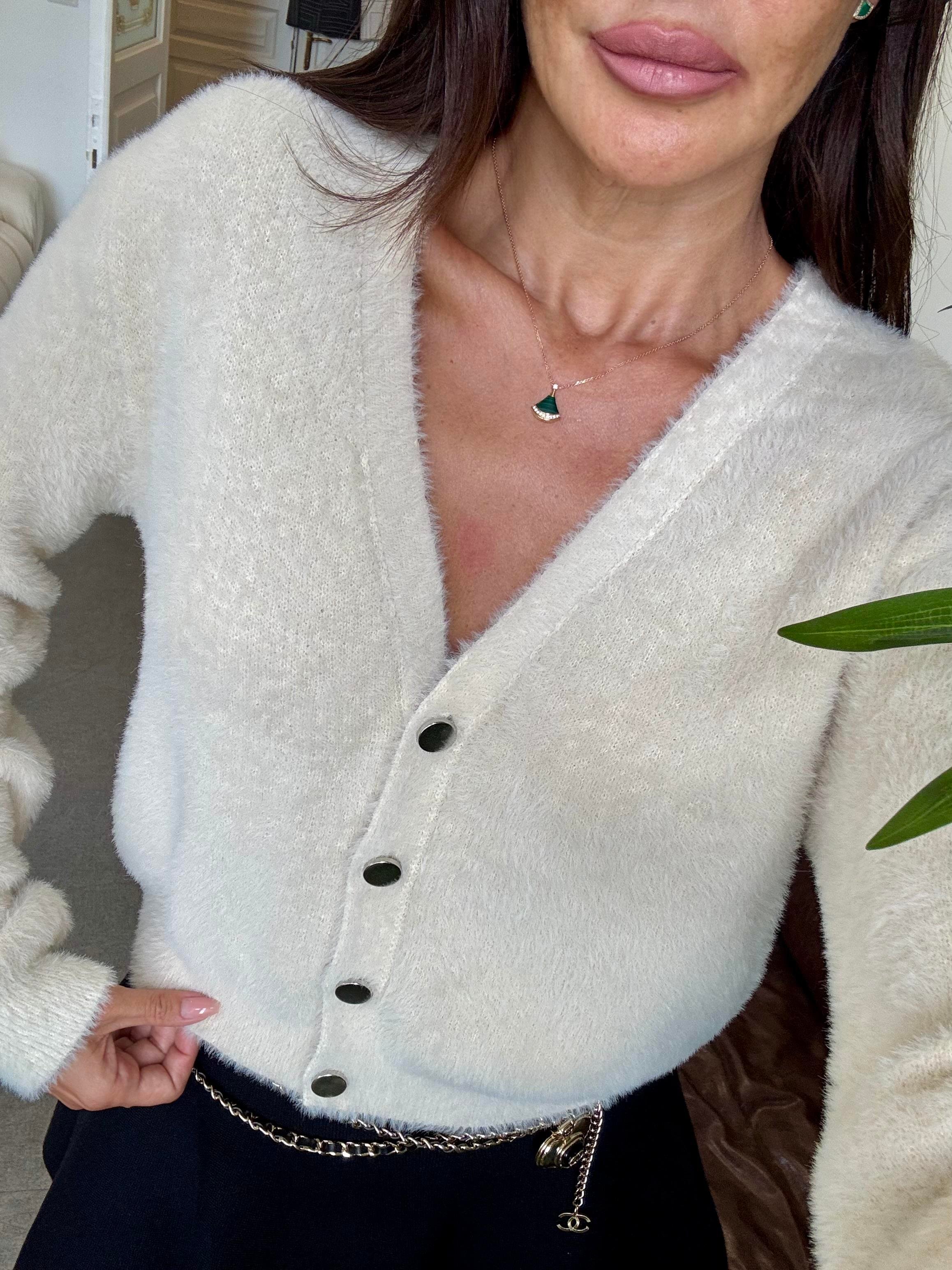 Ekru Düğmeli Sakallı Hırka