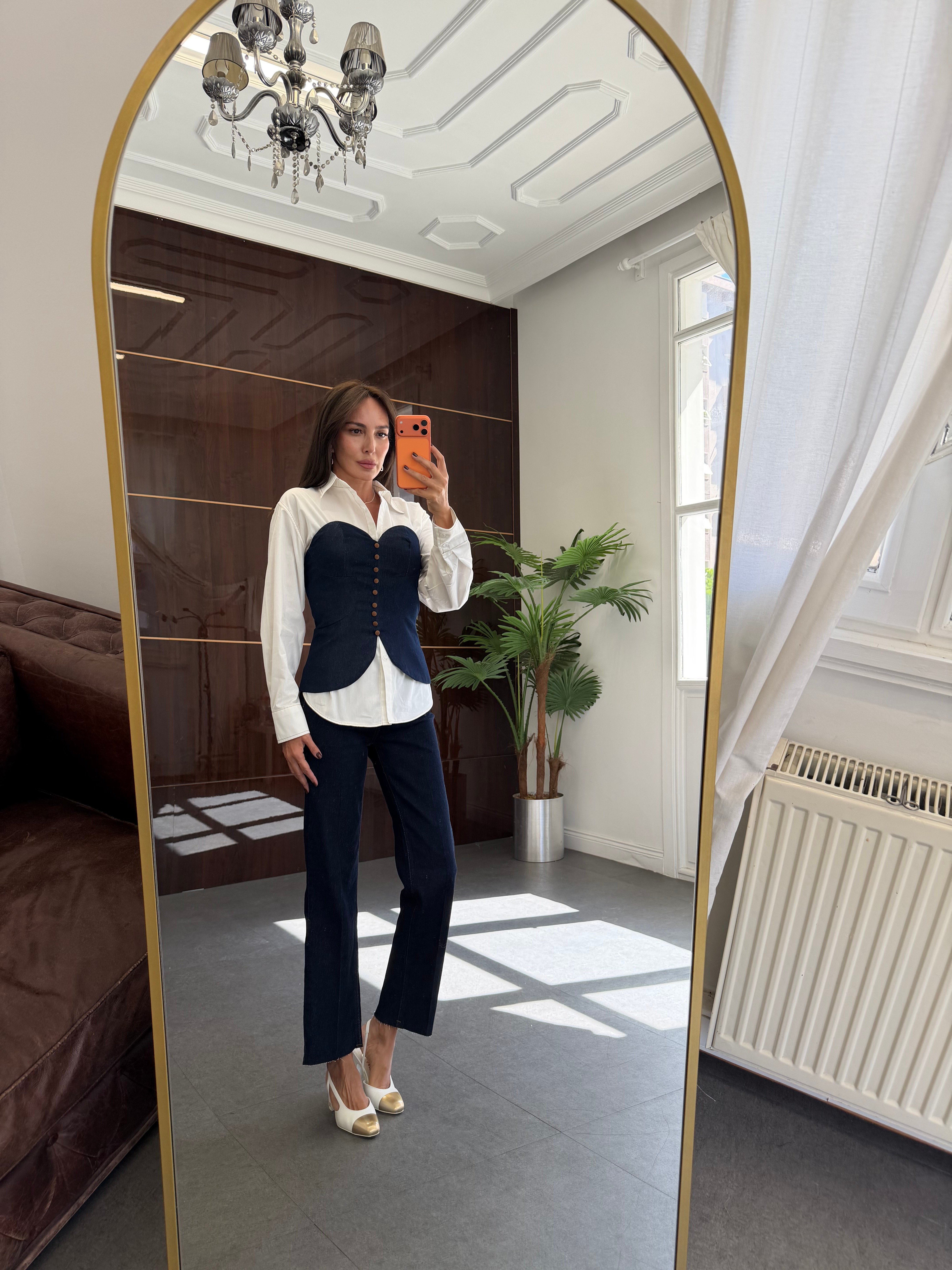 Ekru Jean Büstiyer Detaylı Tasarım Gömlek