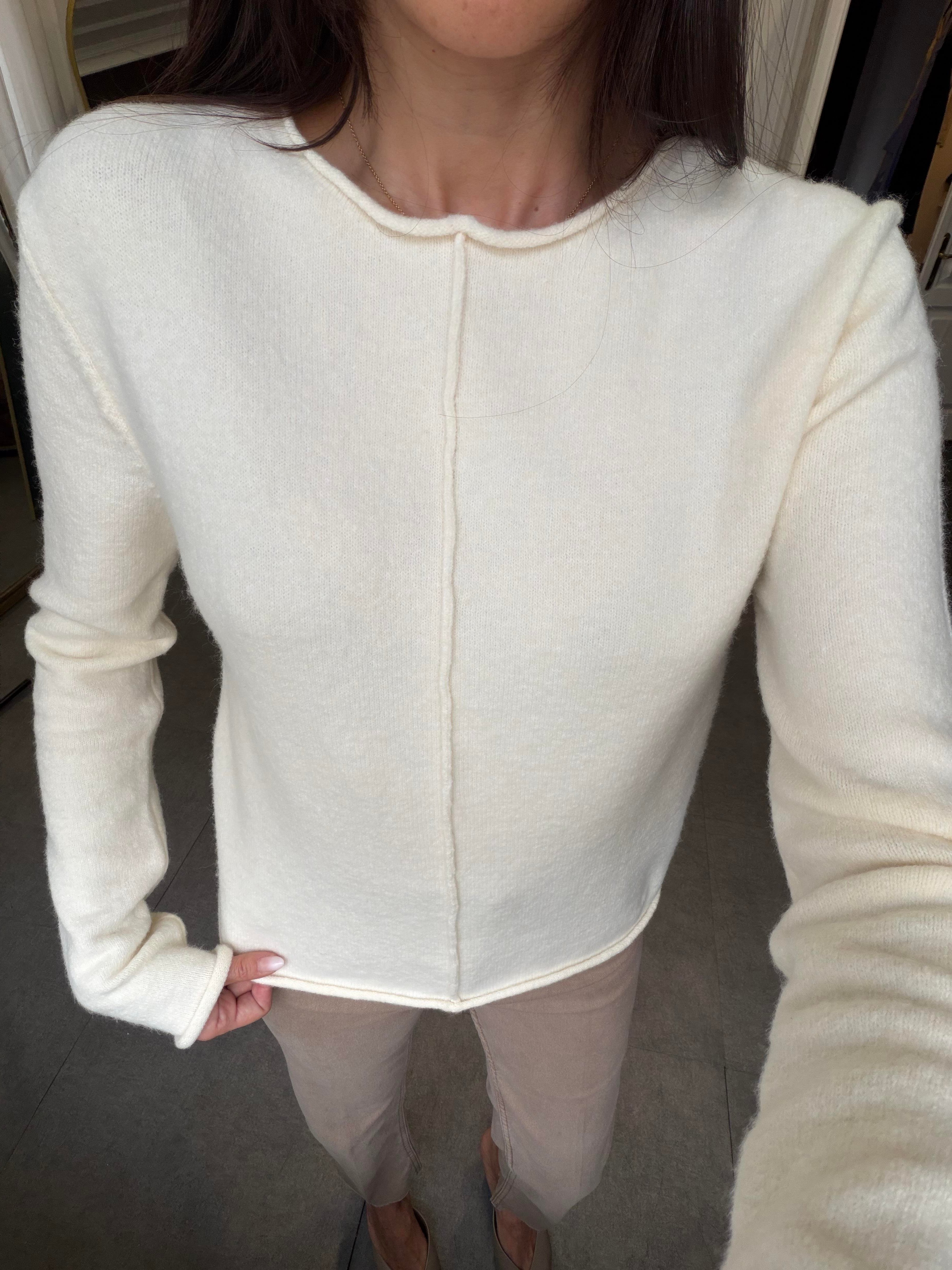 Ekru Kayık Yaka Kazak