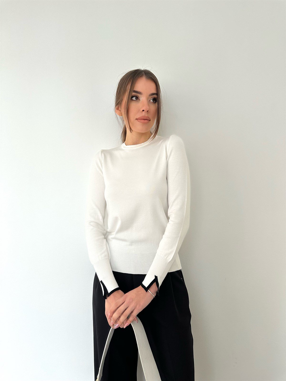 Ekru  Kol Yırtmaçlı Basic Triko