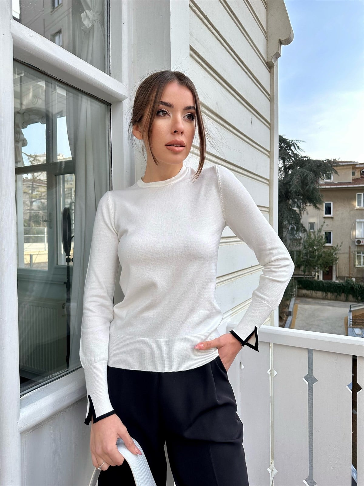 Ekru  Kol Yırtmaçlı Basic Triko