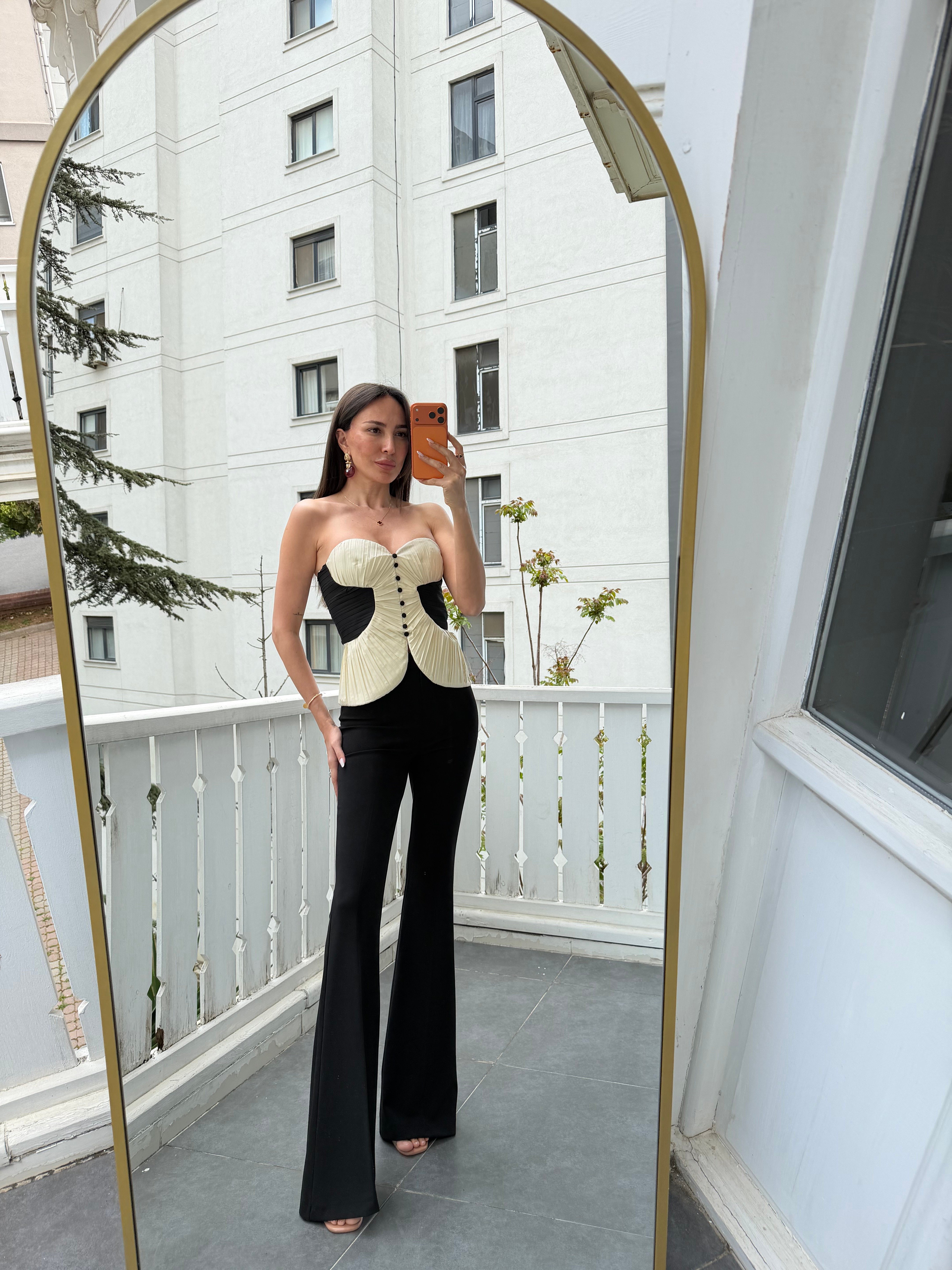 Ekru Straplez Düğmeli Korse Bluz