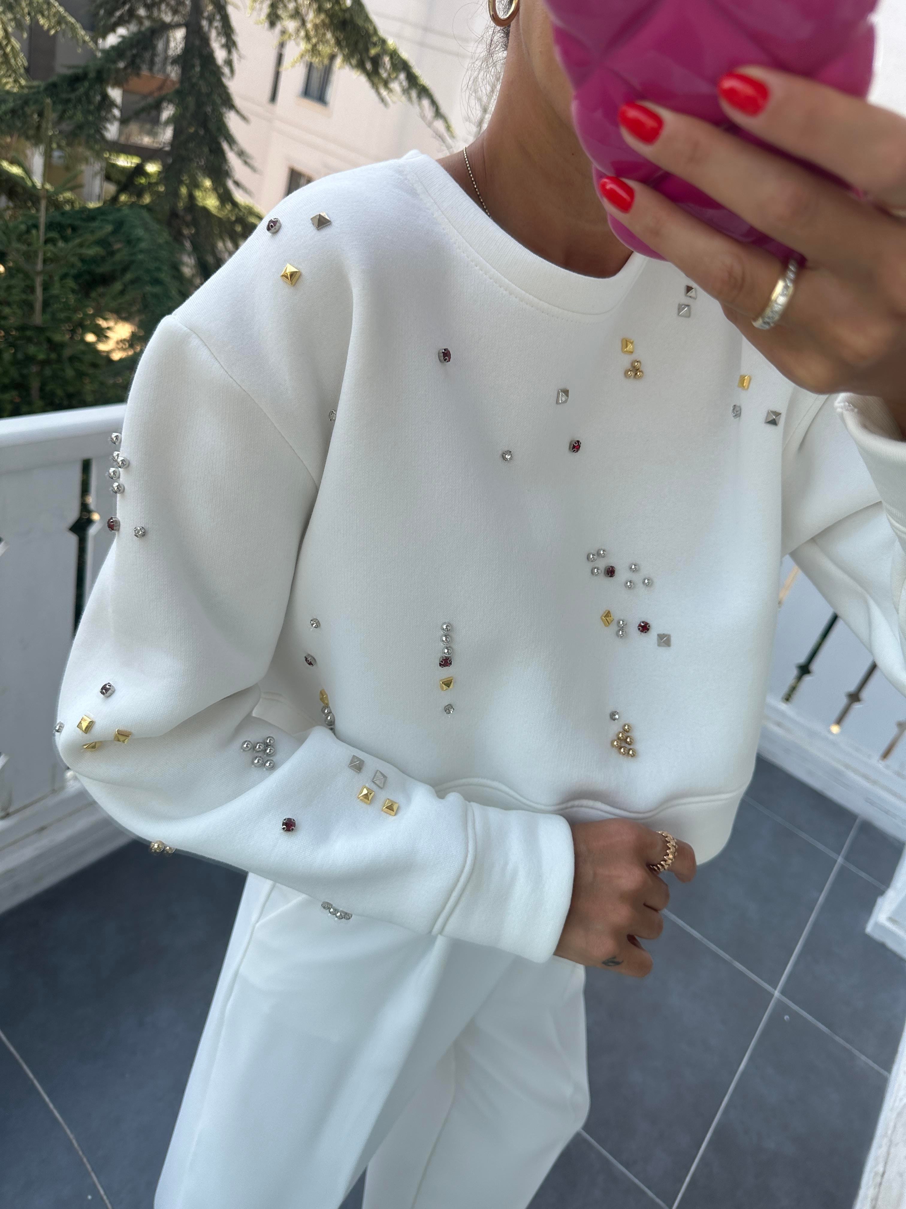 Ekru Taşlı Sweatshirt