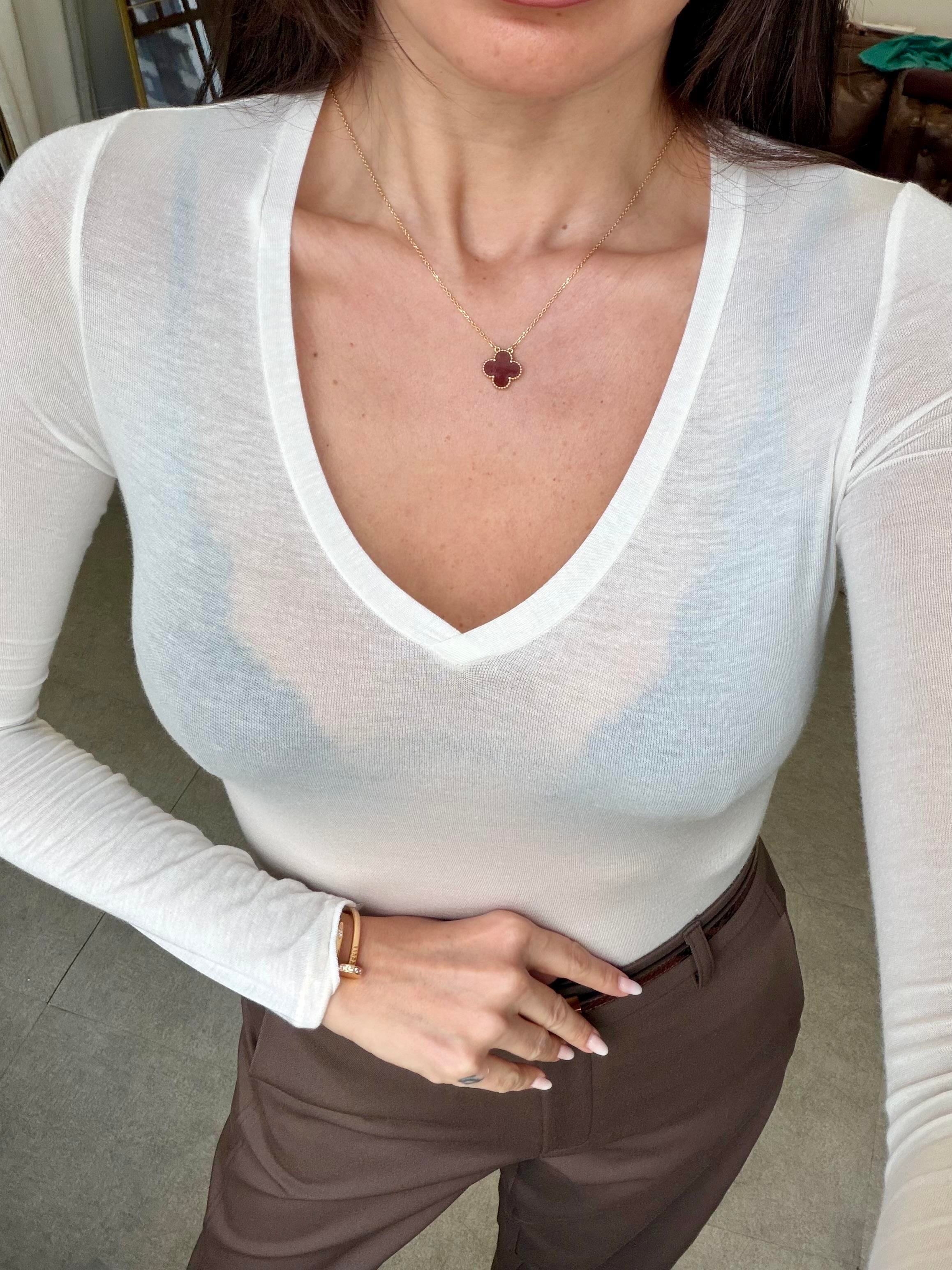 Ekru V Yaka Kaşmir Bluz