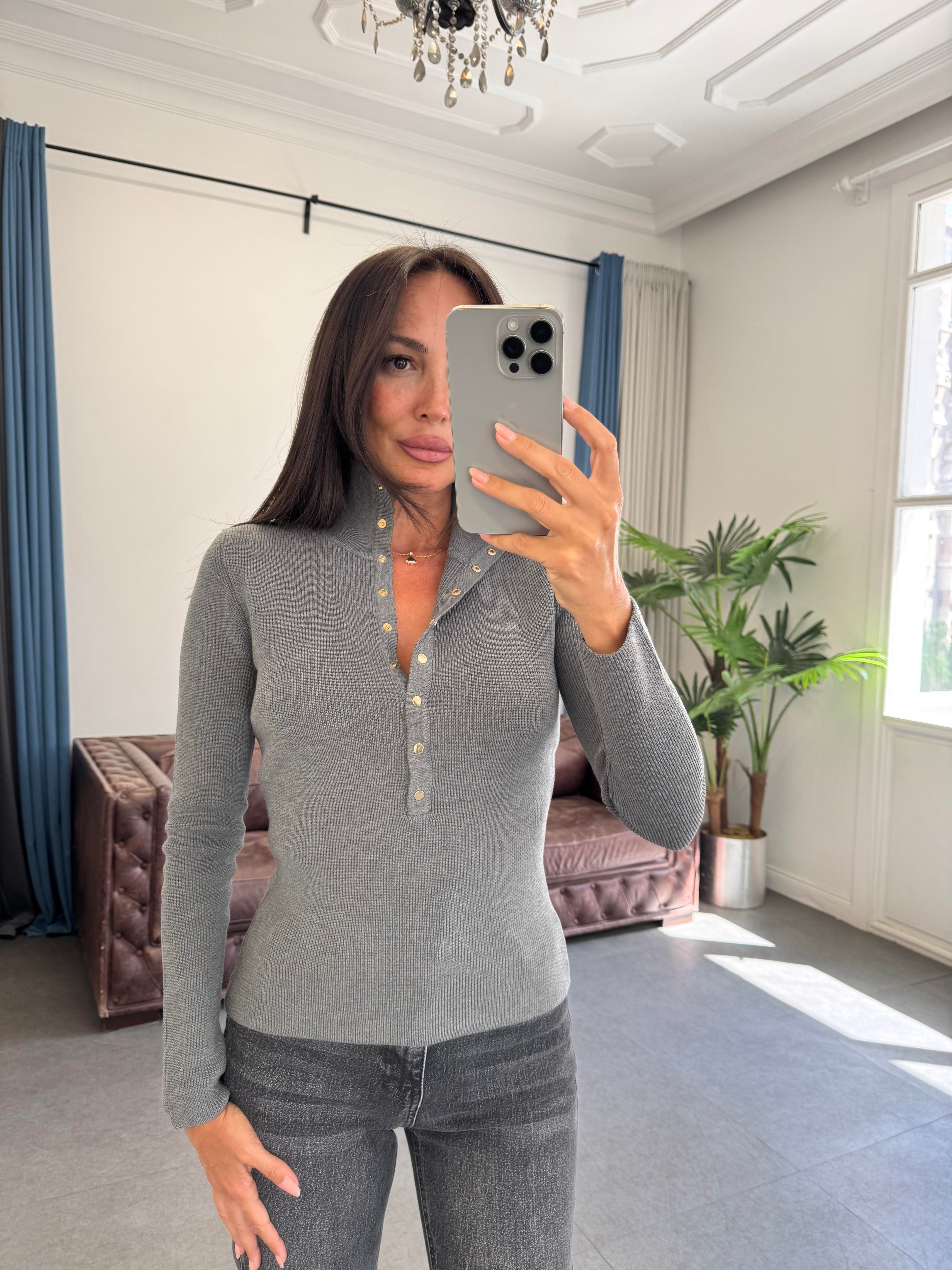 Füme Melanj Dik Yaka Çıtçıtlı Triko Kazak