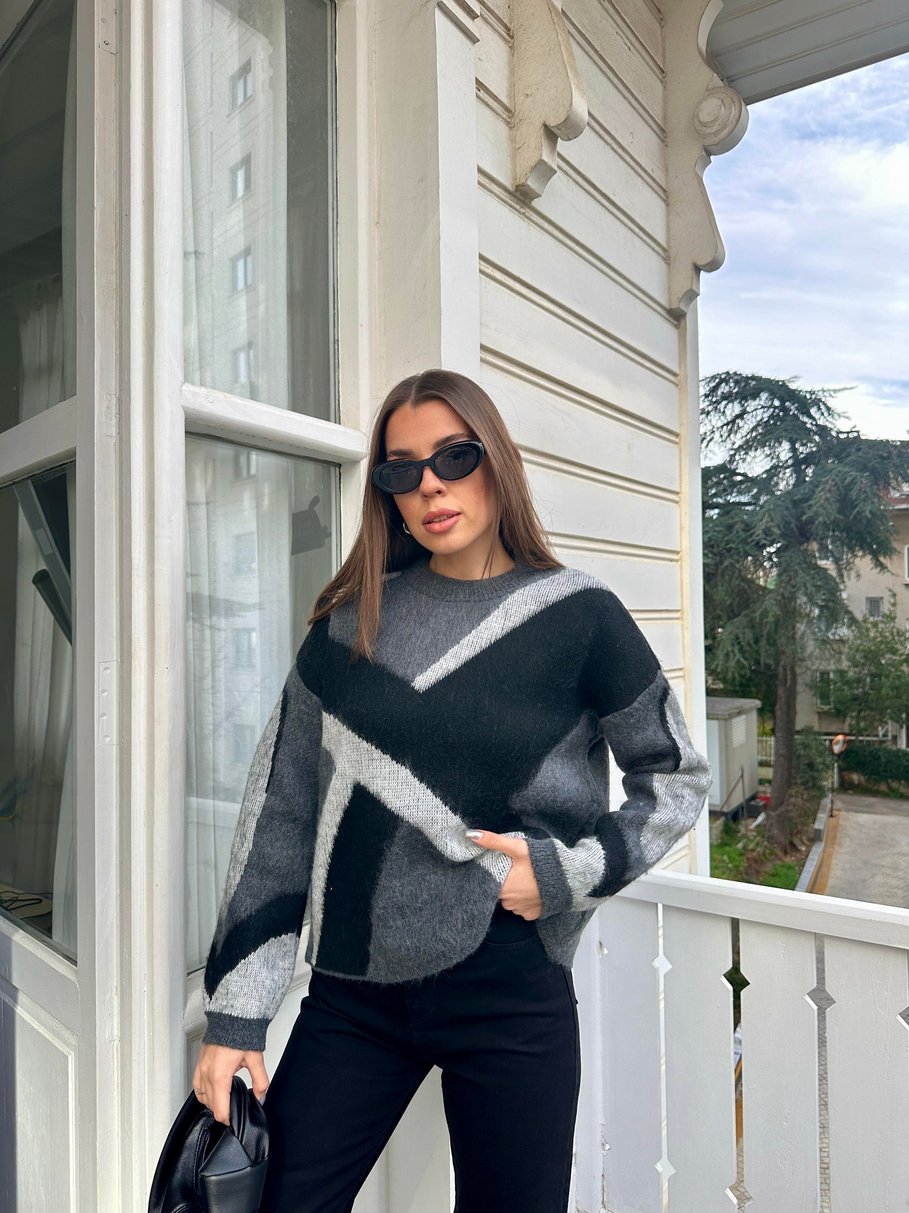 Füme Üç Renk Kazak