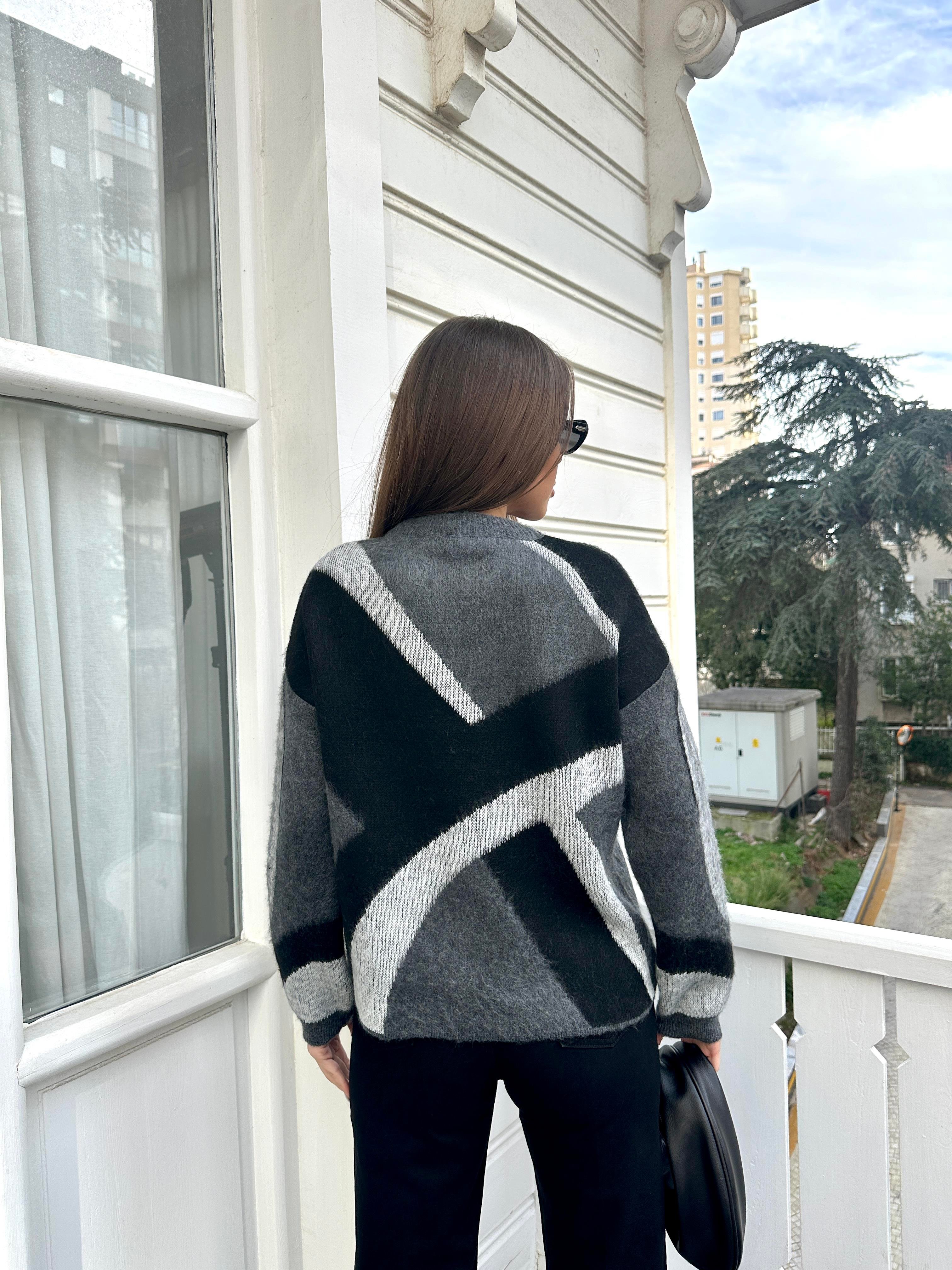 Füme Üç Renk Kazak