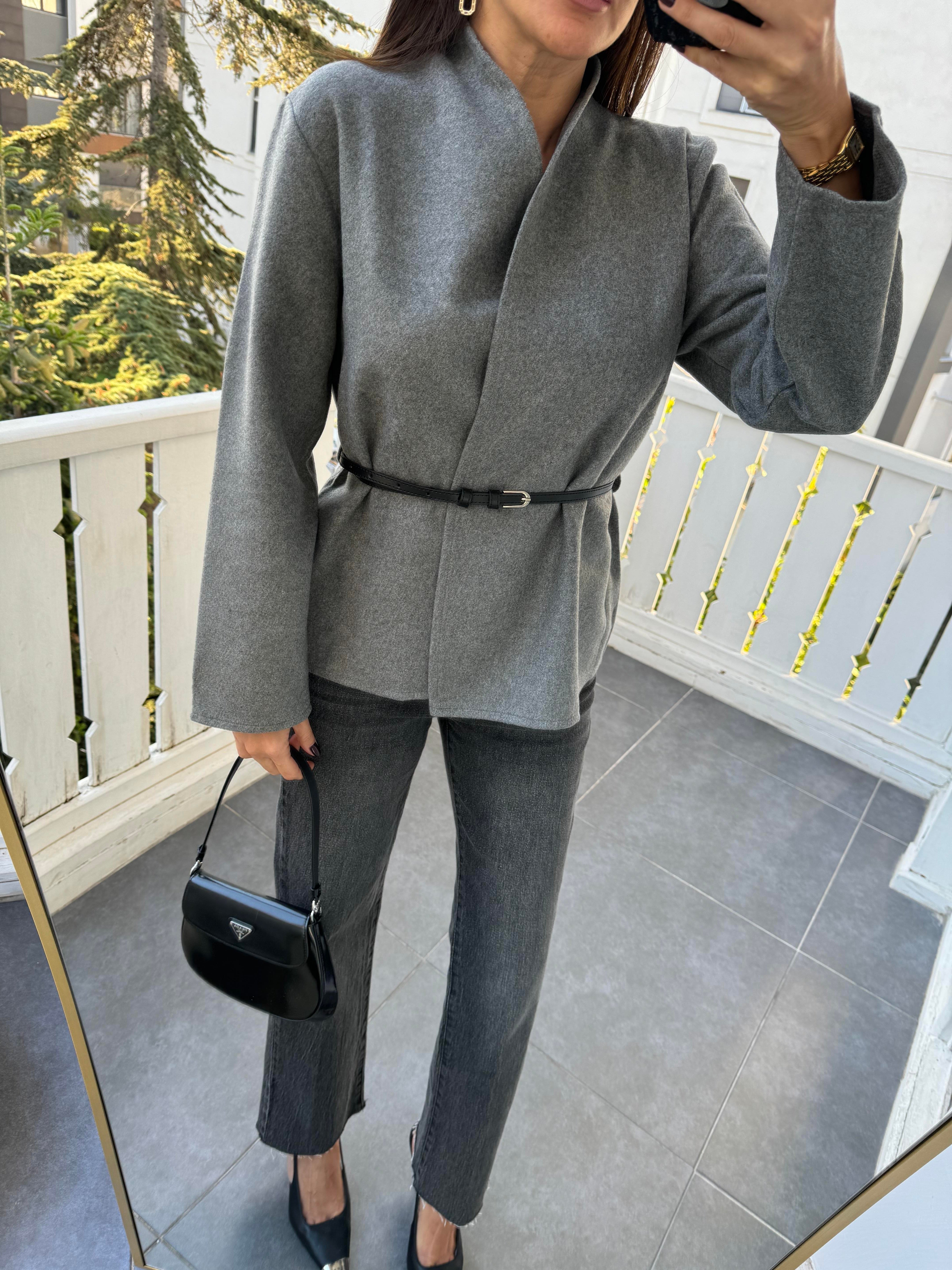 Gri Kruvaze Kemerli İnce Ceket