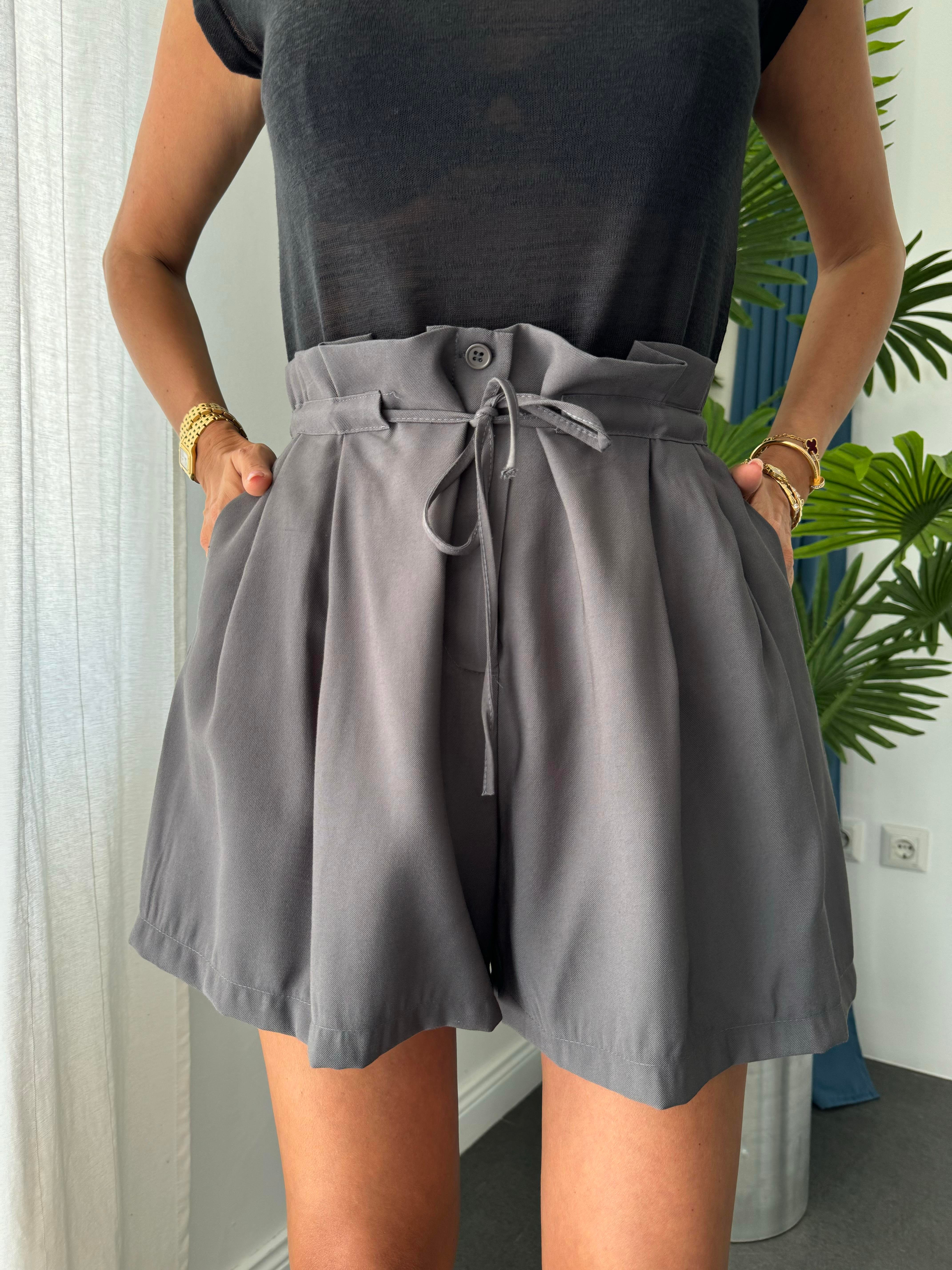 Gri Tencel Kumaş Şort